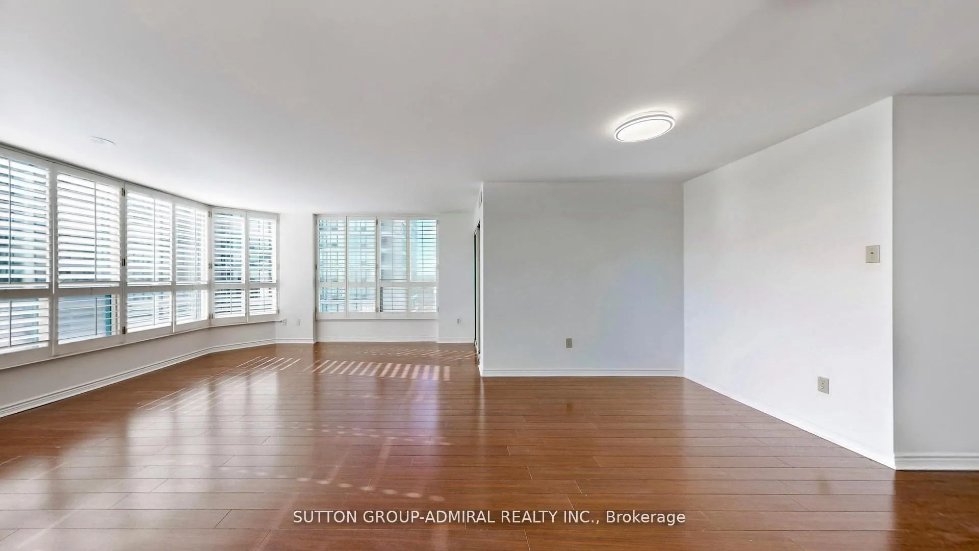 Photo 10 of Unit 1101, 7300 Yonge Street, Vaughan, Crestwood-Springfarm-Yorkhill — HOMEH