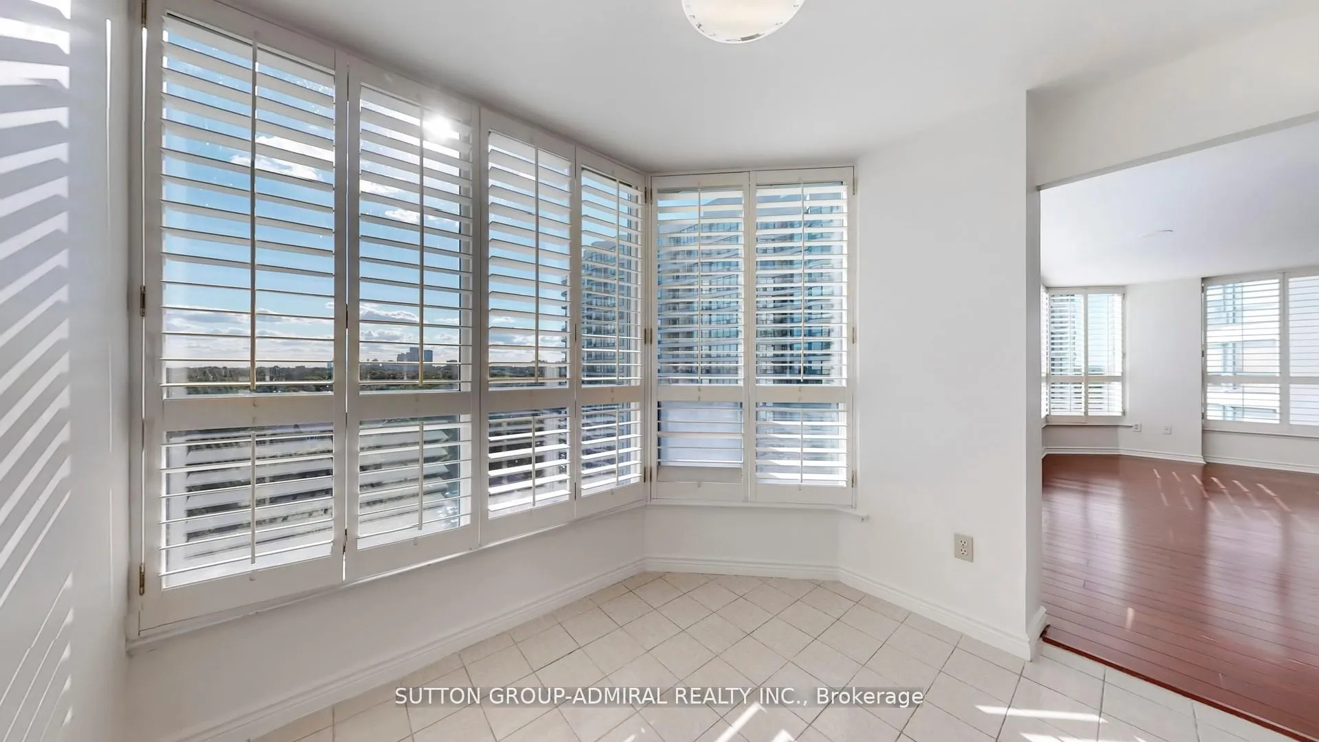 Photo 18 of Unit 1101, 7300 Yonge Street, Vaughan, Crestwood-Springfarm-Yorkhill — HOMEH
