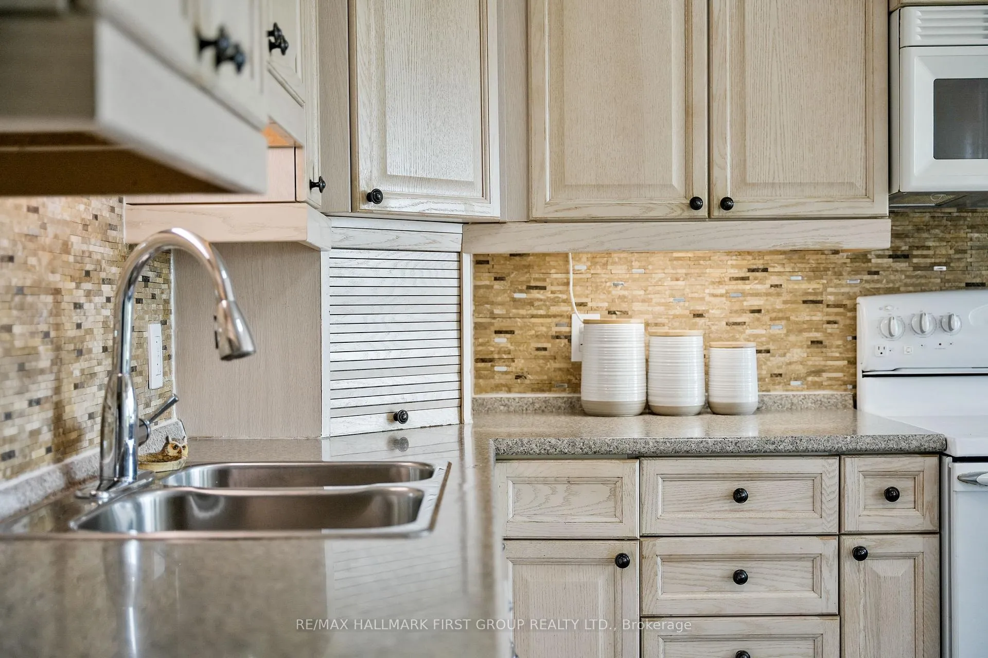 Photo 11 of 4227 County 45 Road, Hamilton Township, Rural Hamilton — HOMEH