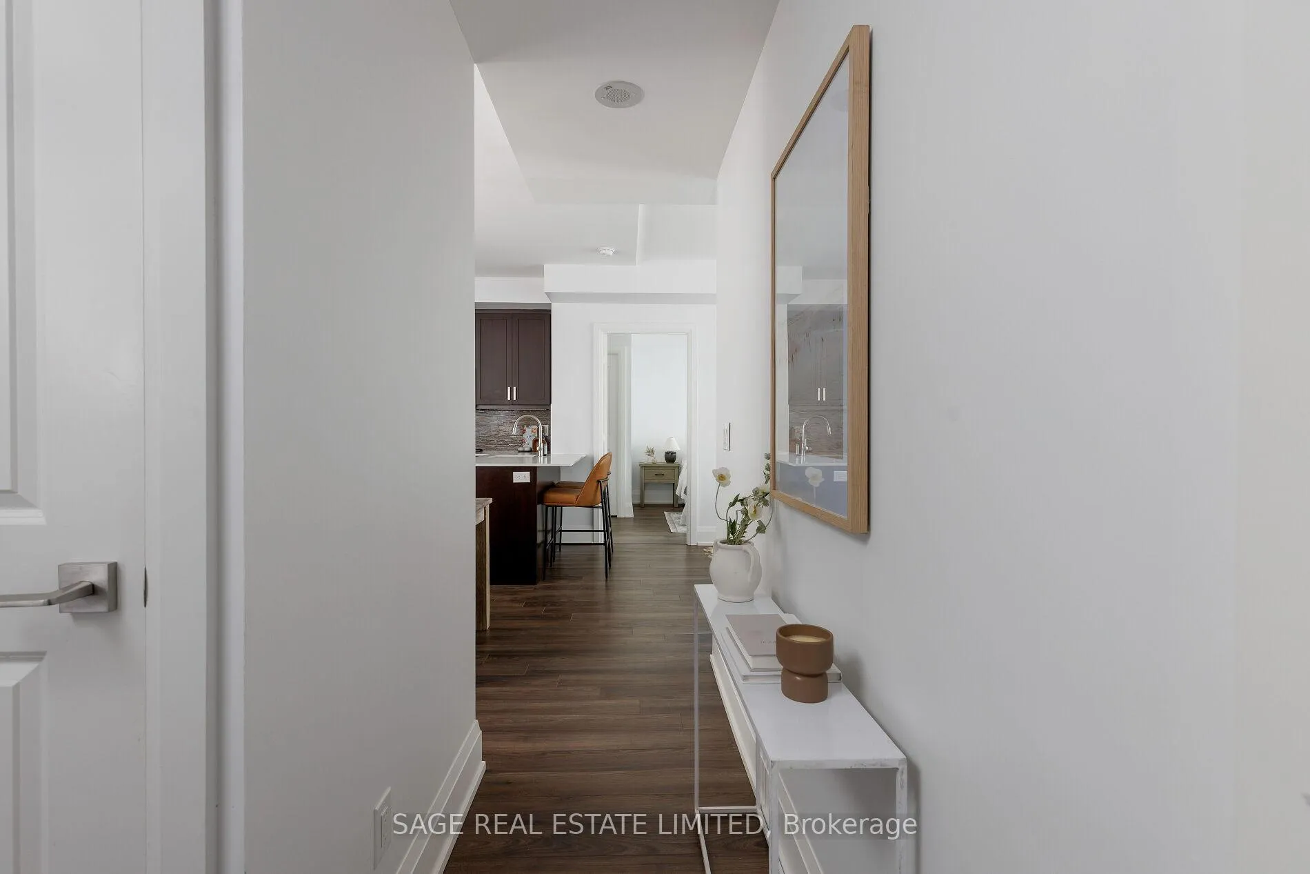 Photo 8 of Unit 504, 2 Old Mill Drive, Toronto, High Park-Swansea — HOMEH
