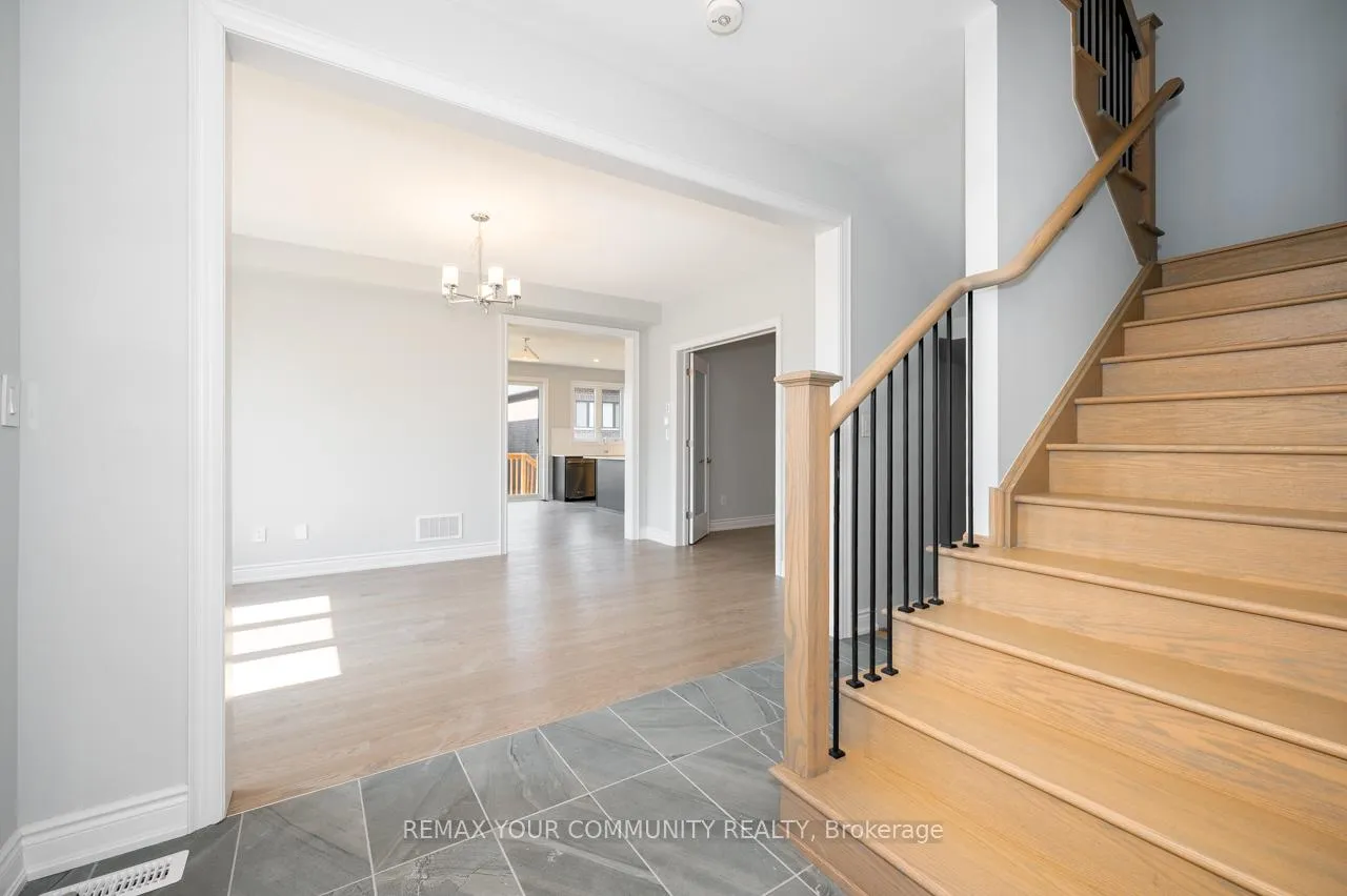 Photo 3 of 44 Wild Ginger Lane, Springwater, Midhurst — HOMEH