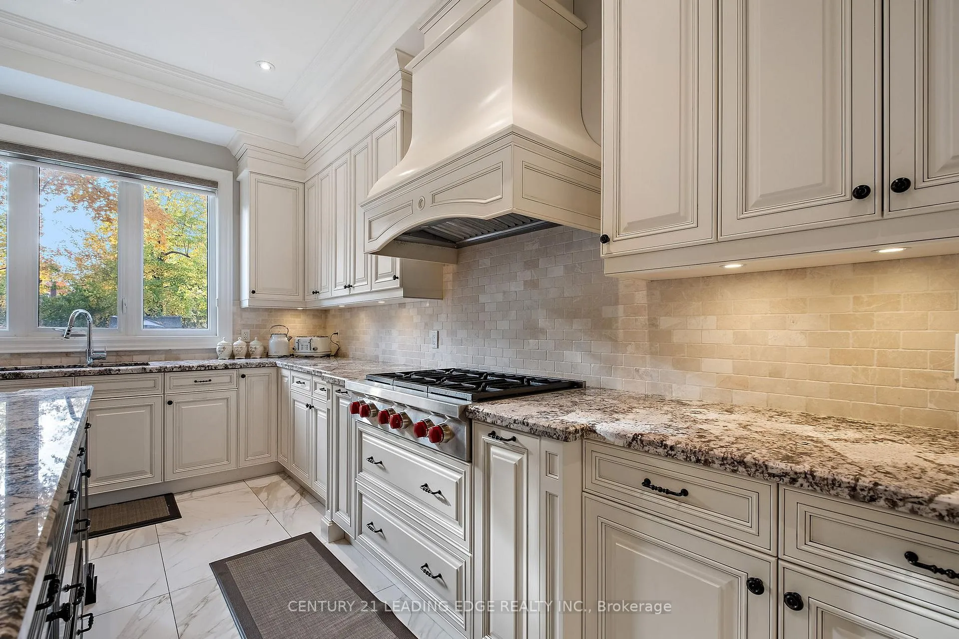 Photo 17 of 12 Jonquil Crescent, Markham, Bullock — HOMEH