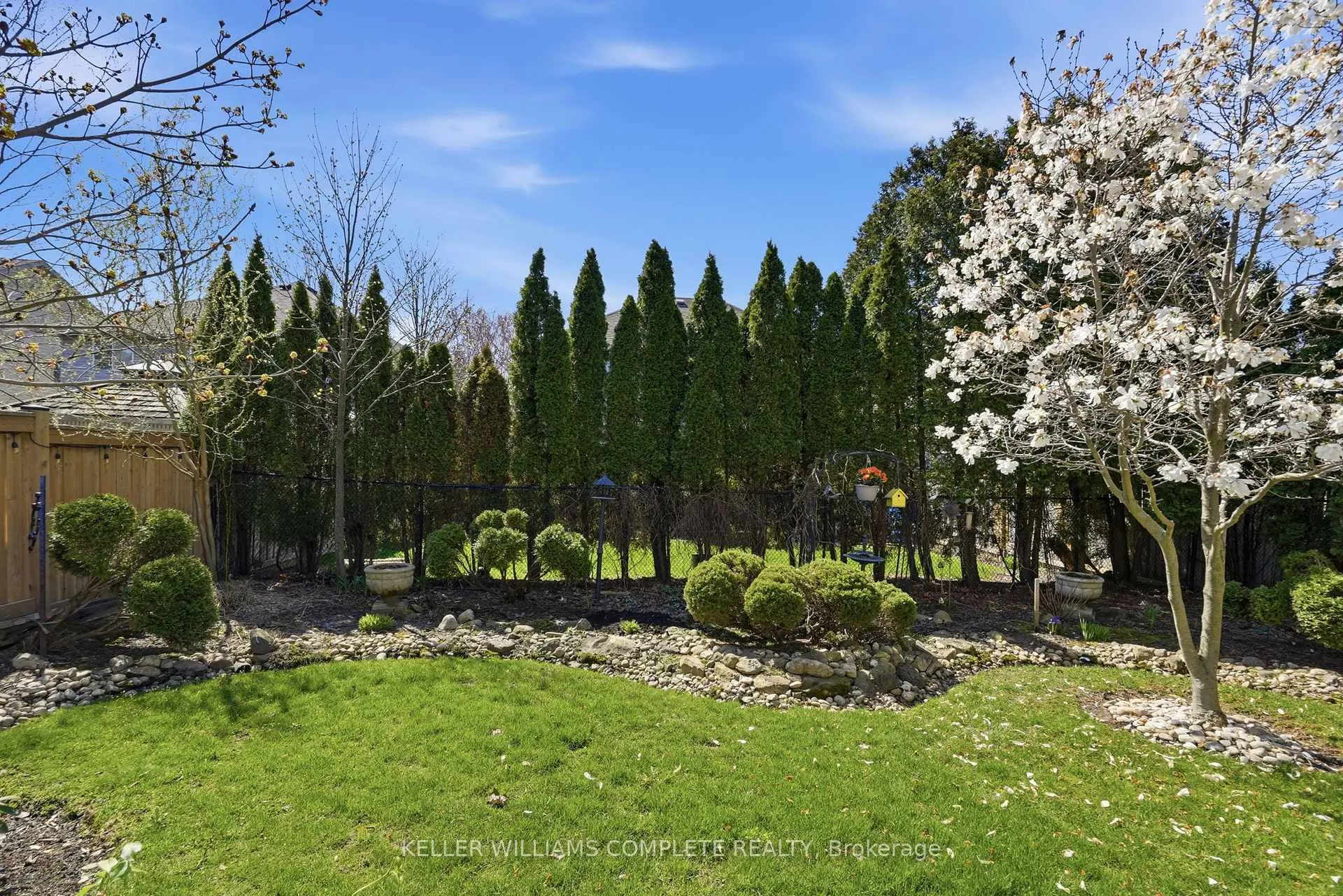 Photo 37 of 37 Southcreek Drive, Hamilton, Meadowlands — HOMEH