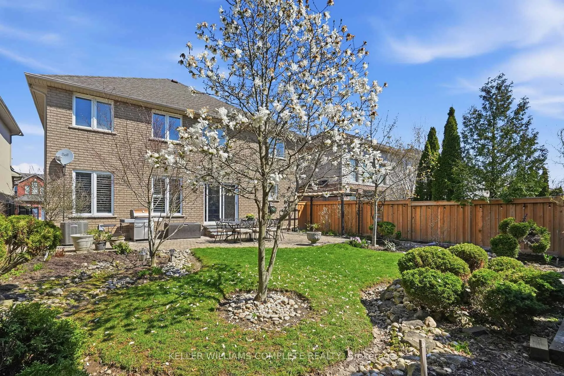 Photo 39 of 37 Southcreek Drive, Hamilton, Meadowlands — HOMEH