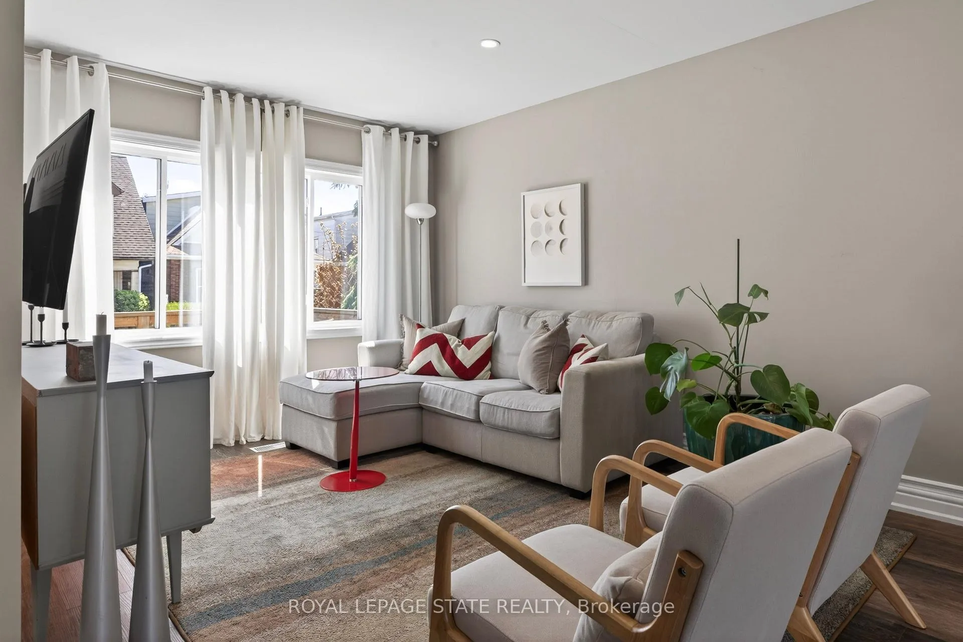 Photo 16 of 157 Cameron Avenue N, Hamilton, Homeside — HOMEH