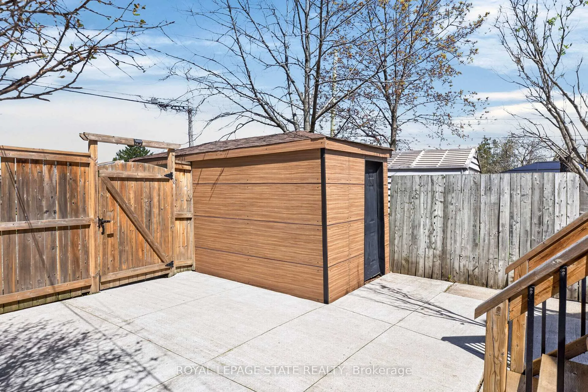 Photo 36 of 157 Cameron Avenue N, Hamilton, Homeside — HOMEH