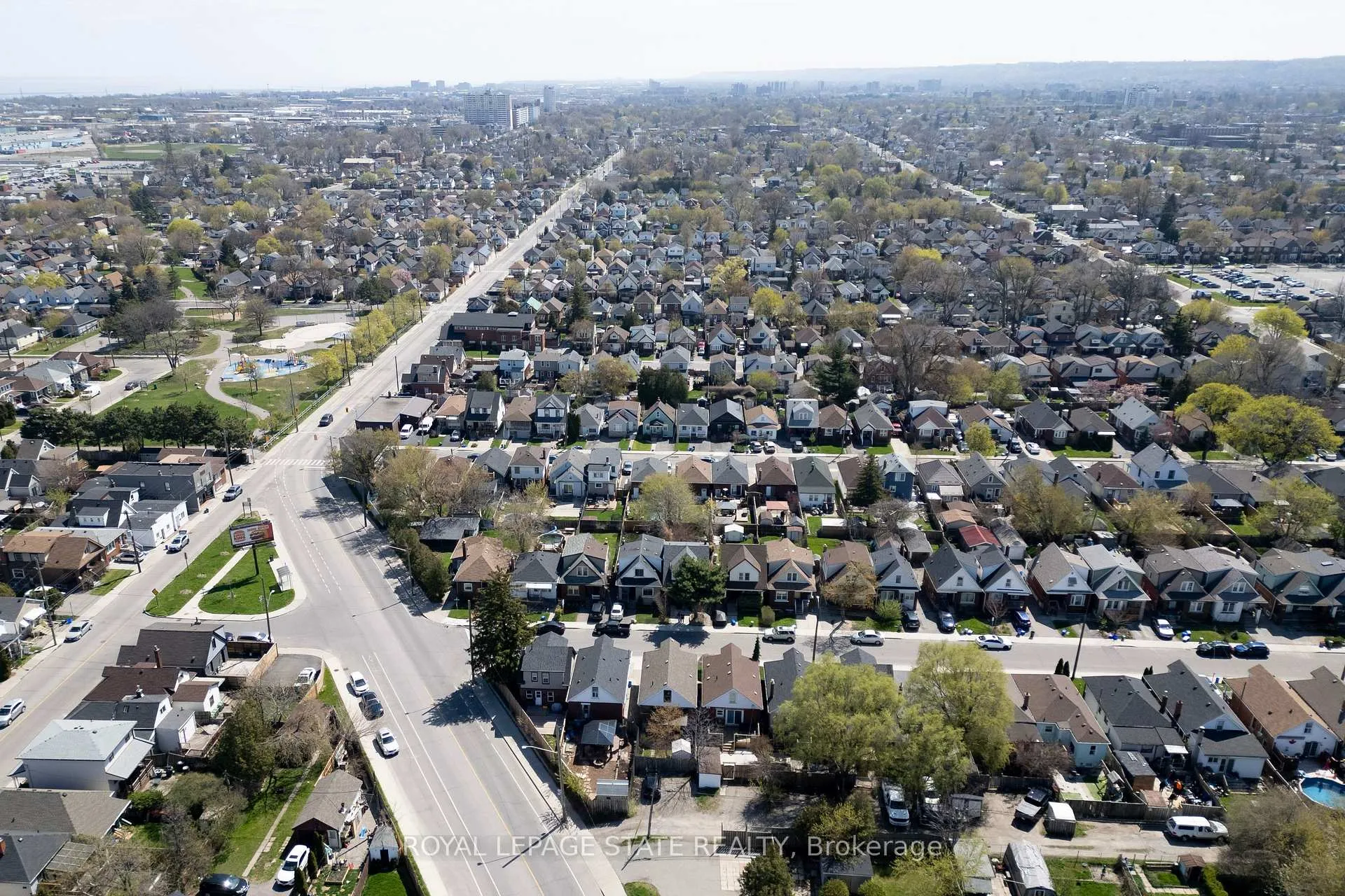 Photo 41 of 157 Cameron Avenue N, Hamilton, Homeside — HOMEH