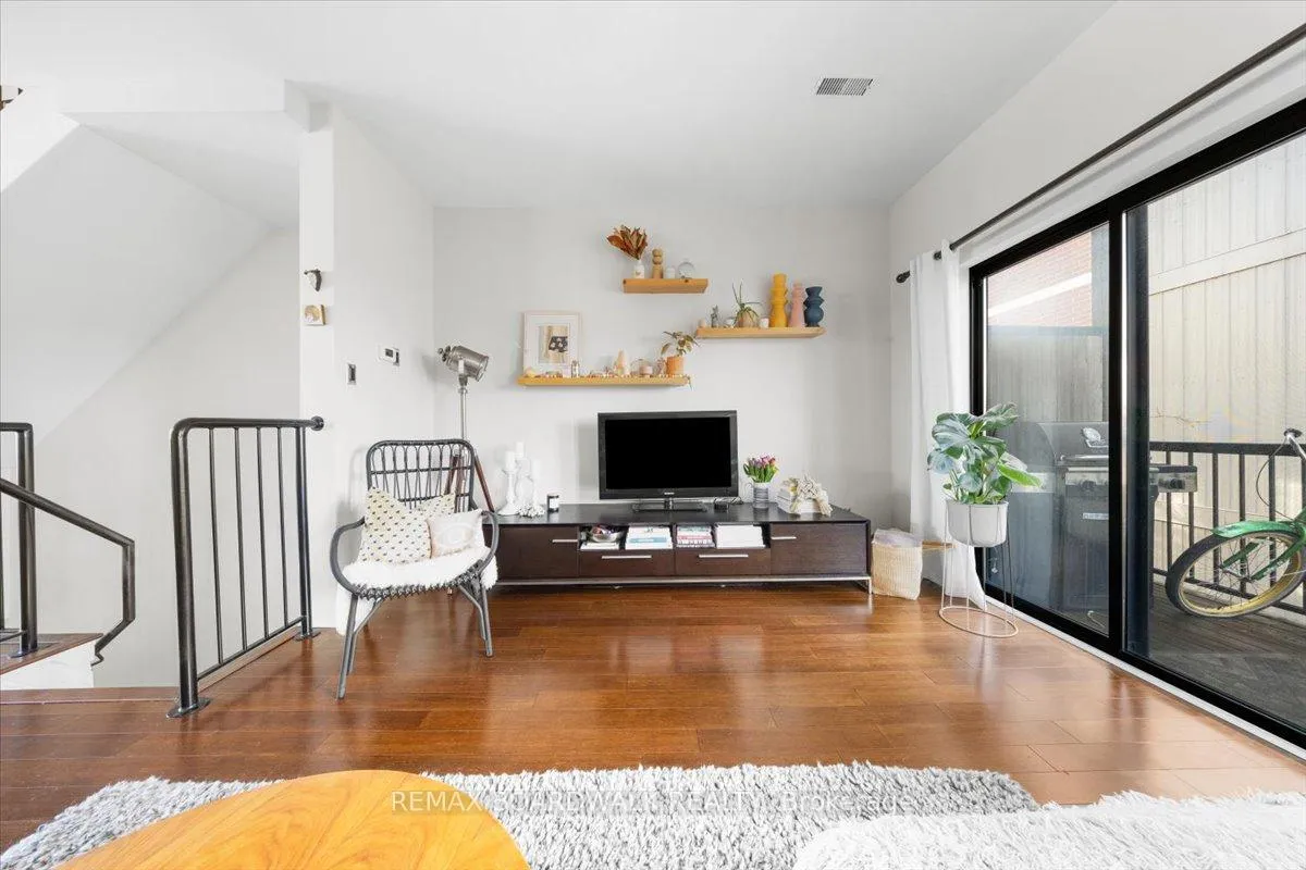 Photo 19 of Unit G, 154 Spruce Street, Ottawa, West Centre Town — HOMEH