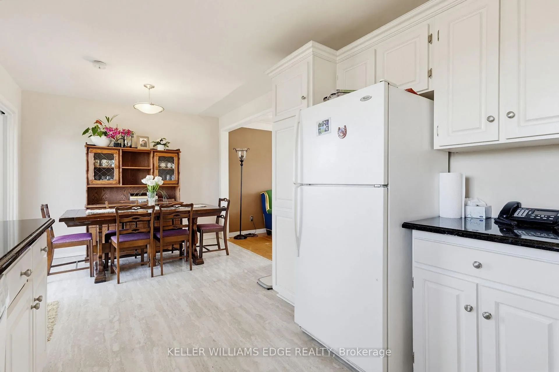 Photo 9 of 156 Lakeside Drive, Grimsby, Grimsby Beach — HOMEH
