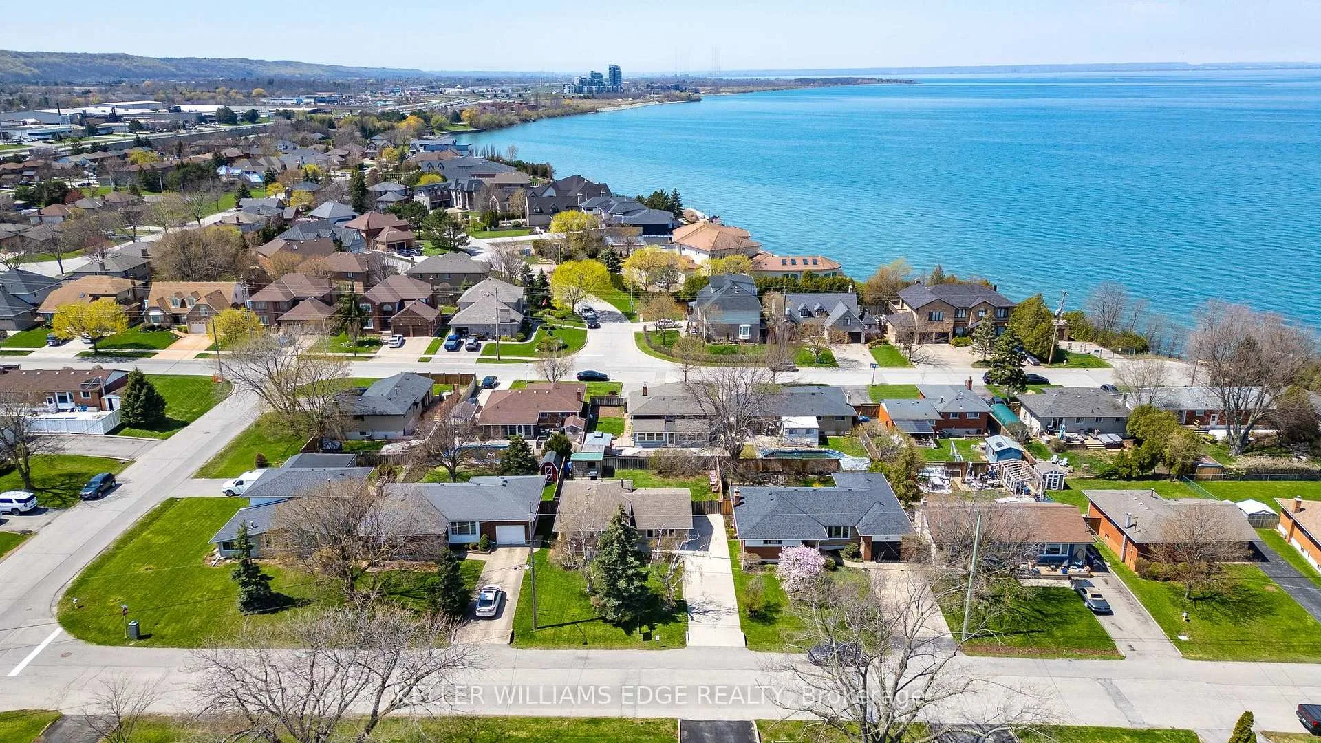 Photo 32 of 156 Lakeside Drive, Grimsby, Grimsby Beach — HOMEH