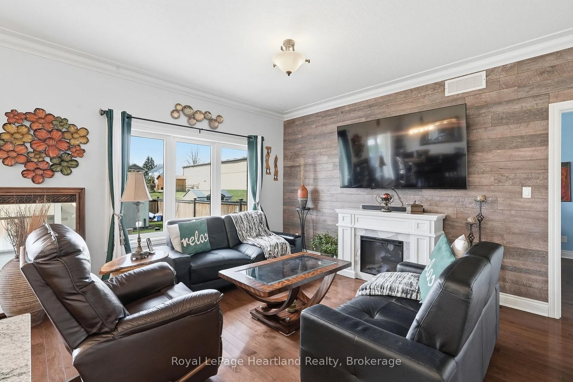 Photo 9 of 6 Brown Street S, Minto — HOMEH