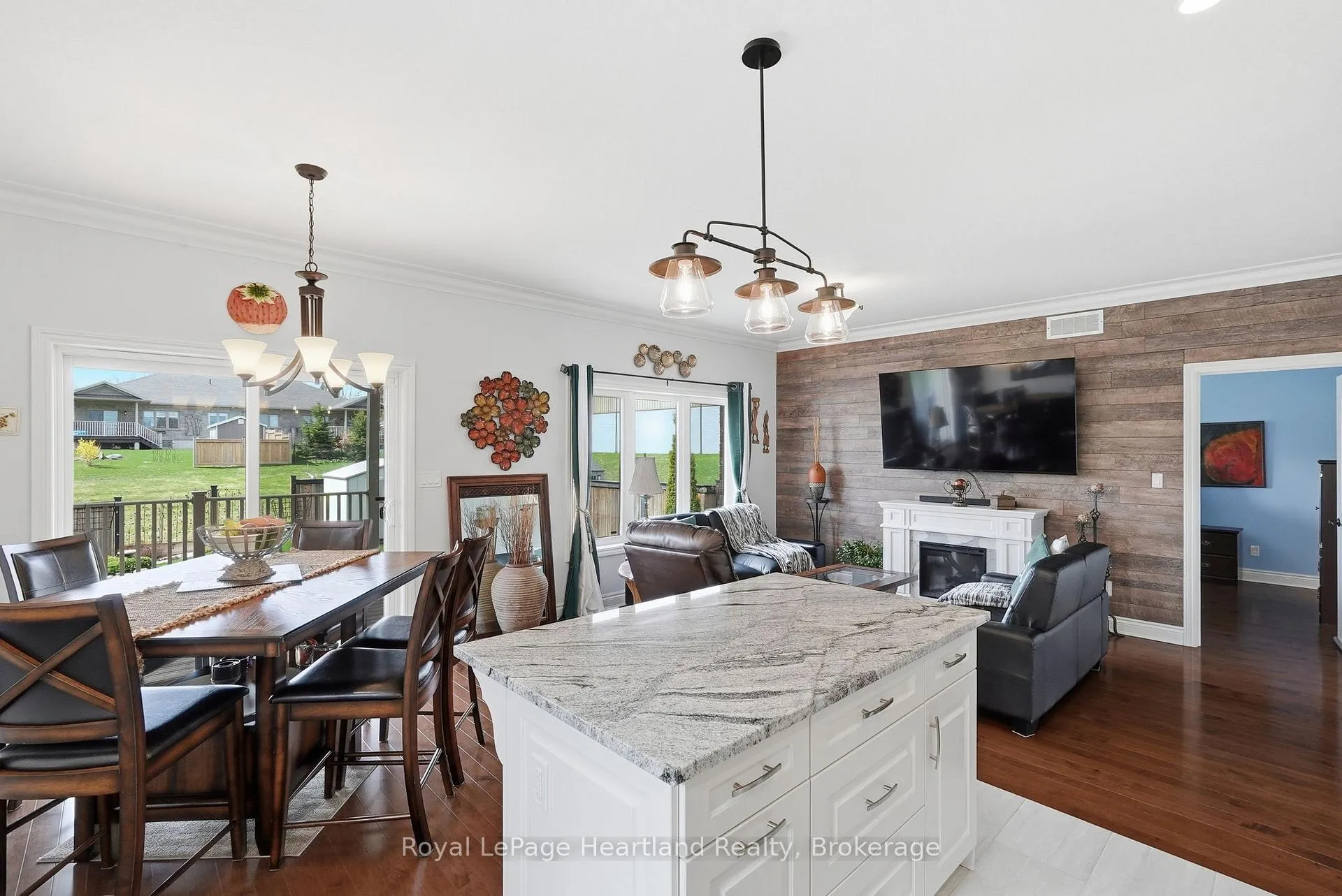 Photo 15 of 6 Brown Street S, Minto — HOMEH