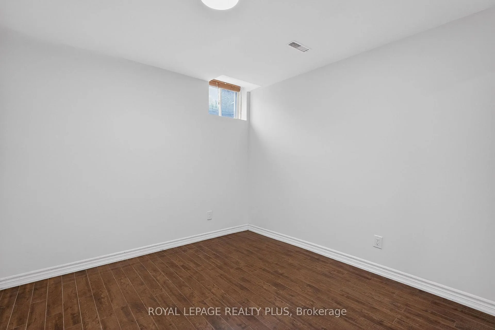 Photo 8 of Unit Basement, 19 Treadgold Road, Brampton, Vales of Castlemore — HOMEH
