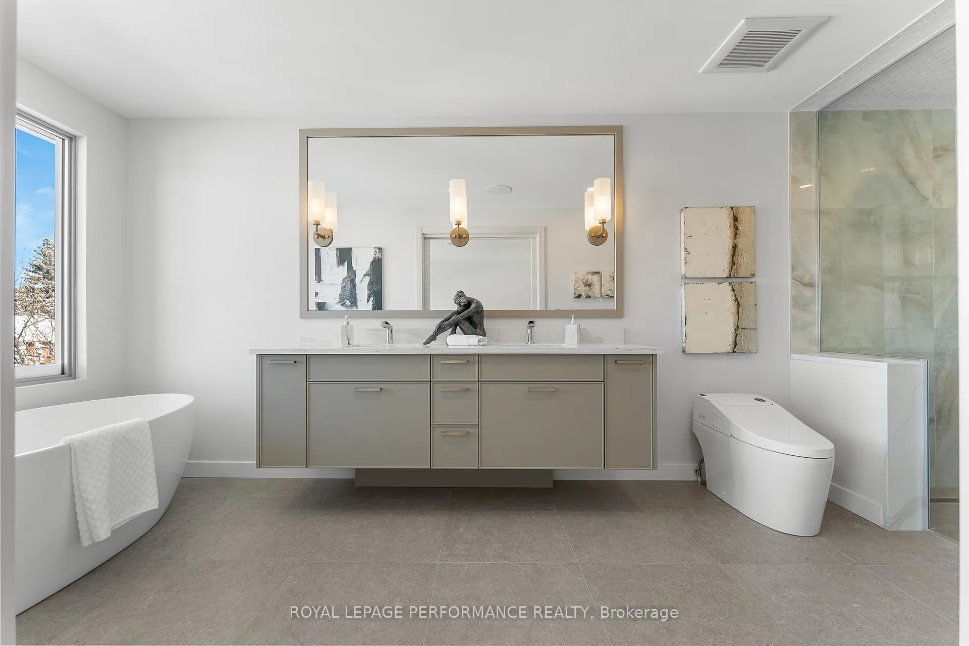 Photo 23 of 426 Avondale Avenue, Ottawa, McKellar/Highland — HOMEH