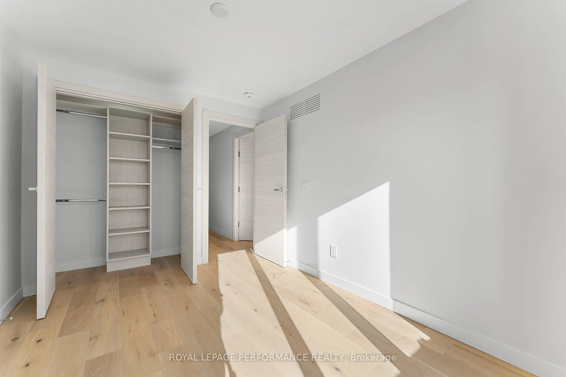 Photo 28 of 426 Avondale Avenue, Ottawa, McKellar/Highland — HOMEH