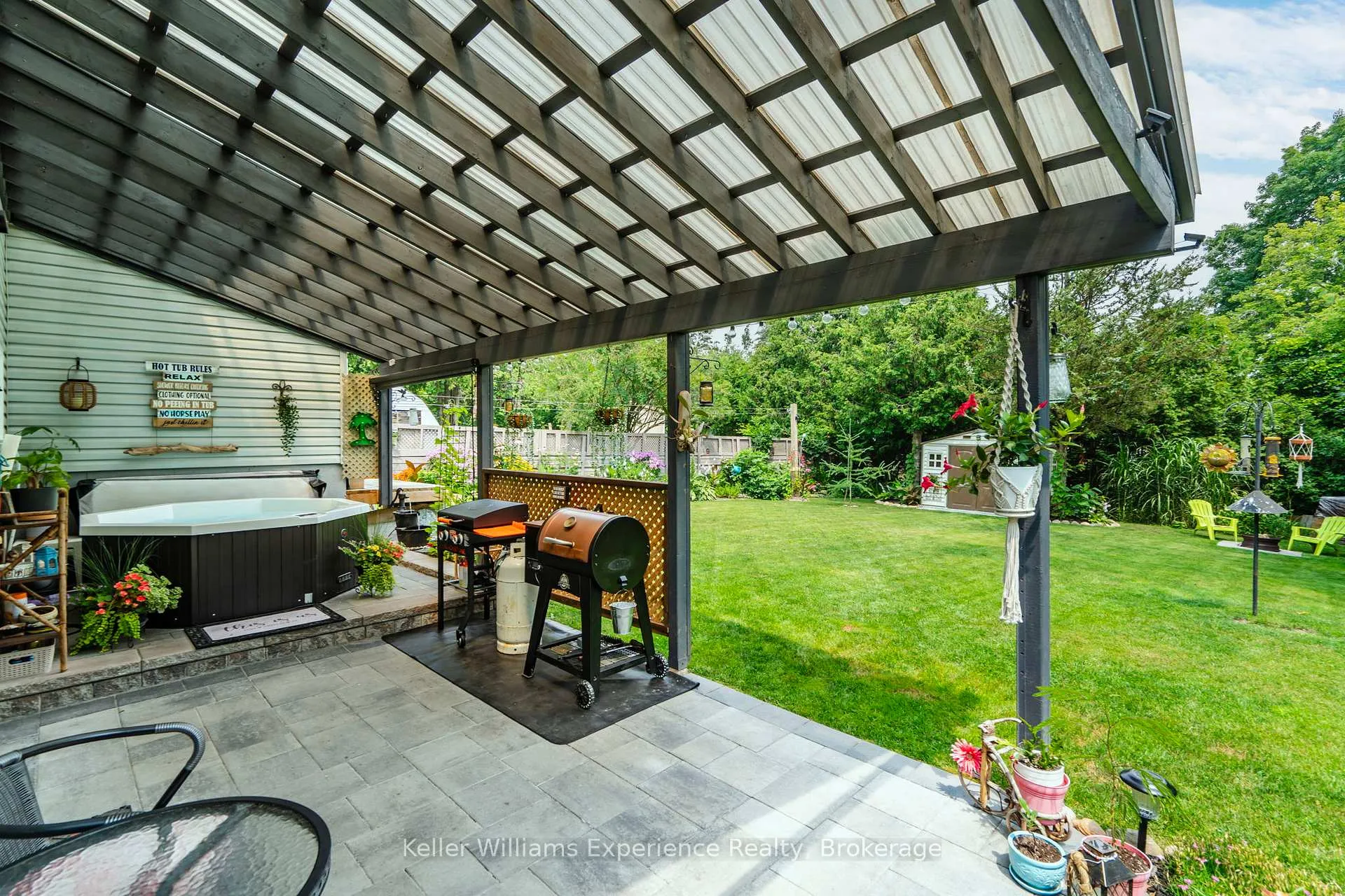 Photo 18 of 329 & 331 Browns Line, Tay, Waubaushene — HOMEH