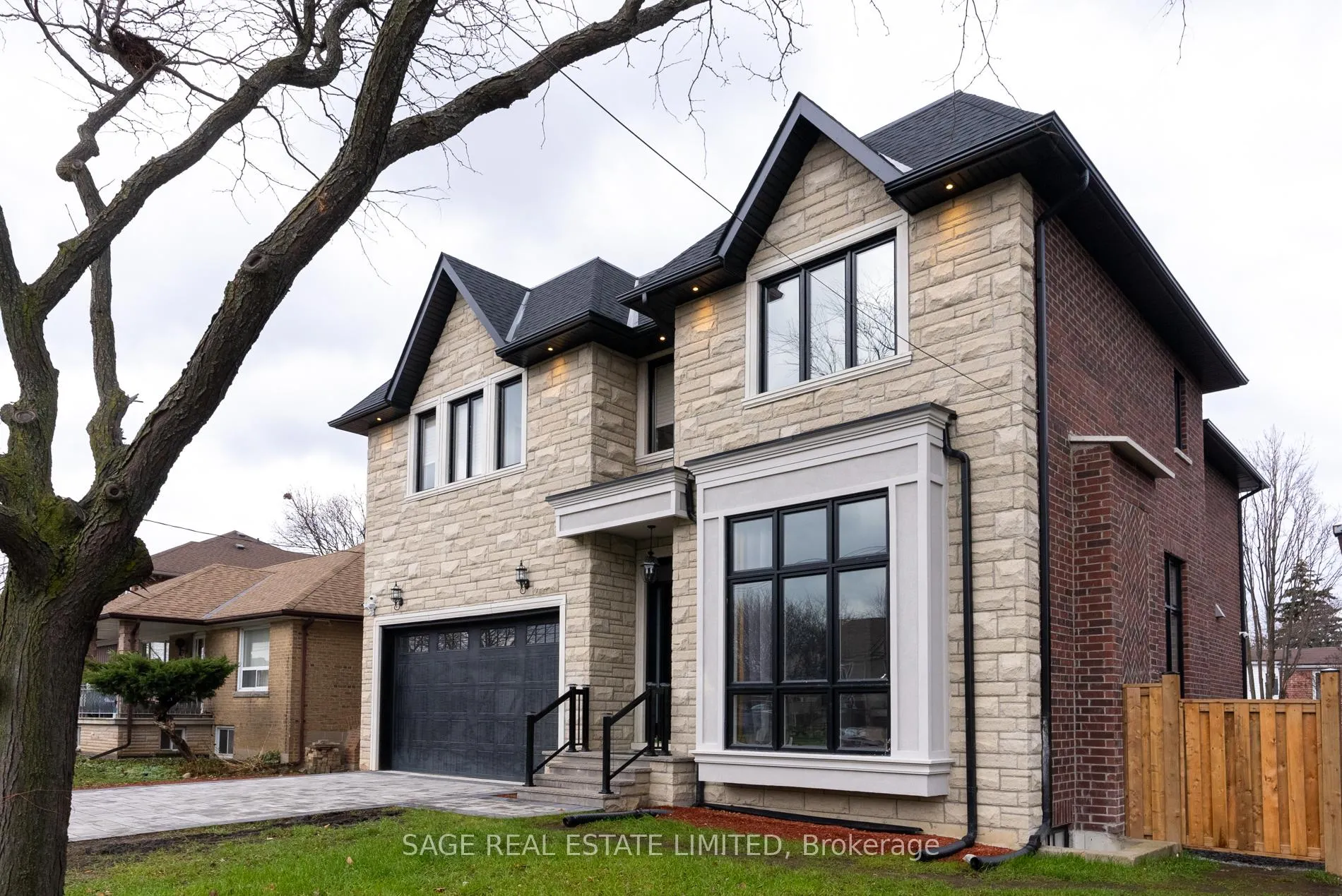 Photo 1 of Unit Lower, 185 Fairholme Avenue, Toronto, Englemount-Lawrence — HOMEH