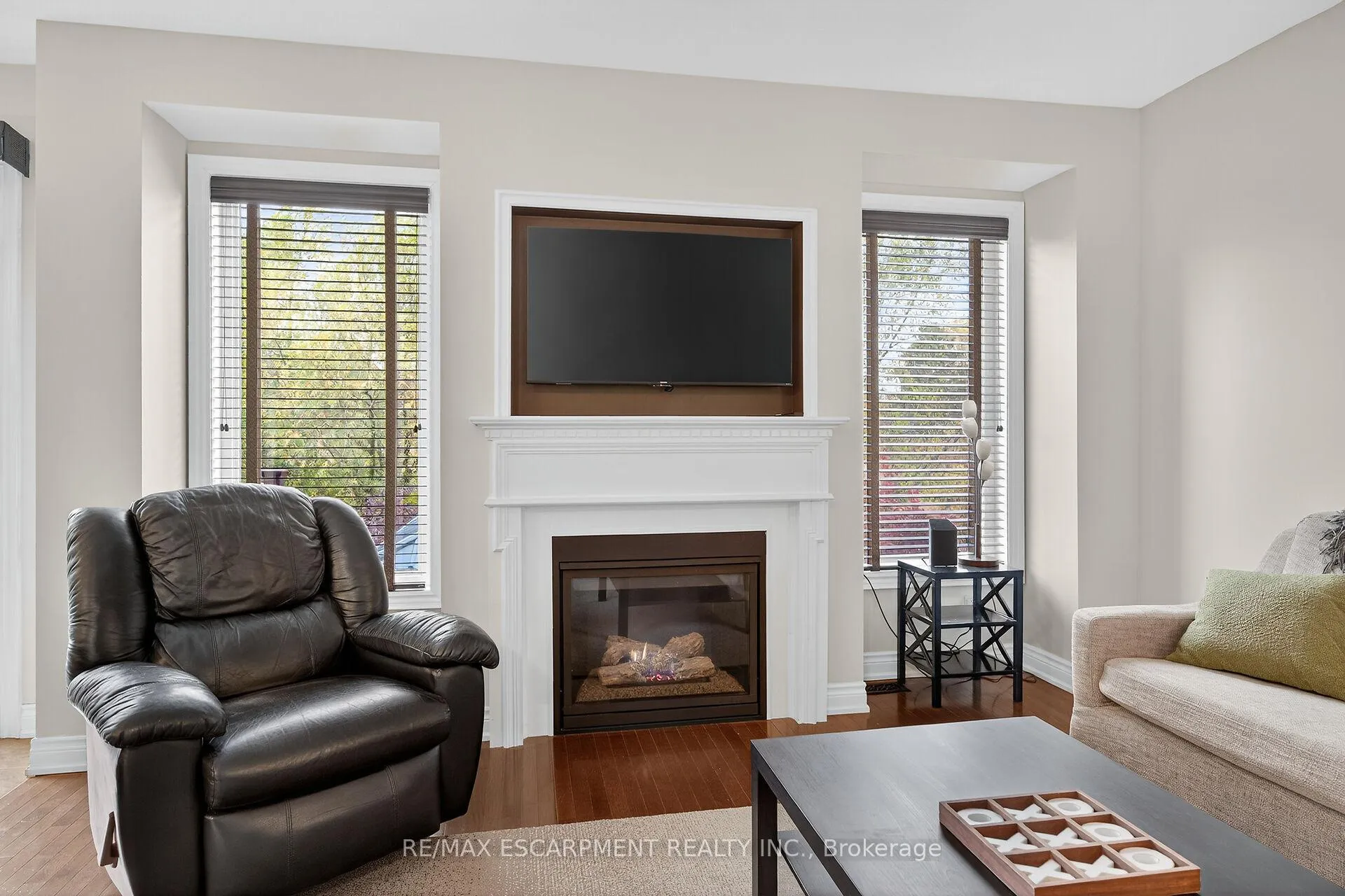 Photo 13 of 20 Fowler Drive, Hamilton, Binbrook — HOMEH