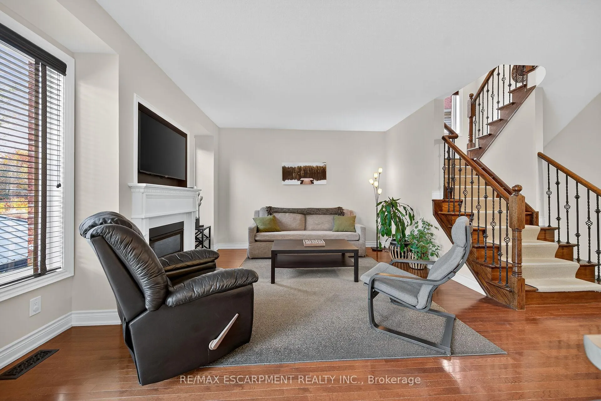 Photo 14 of 20 Fowler Drive, Hamilton, Binbrook — HOMEH
