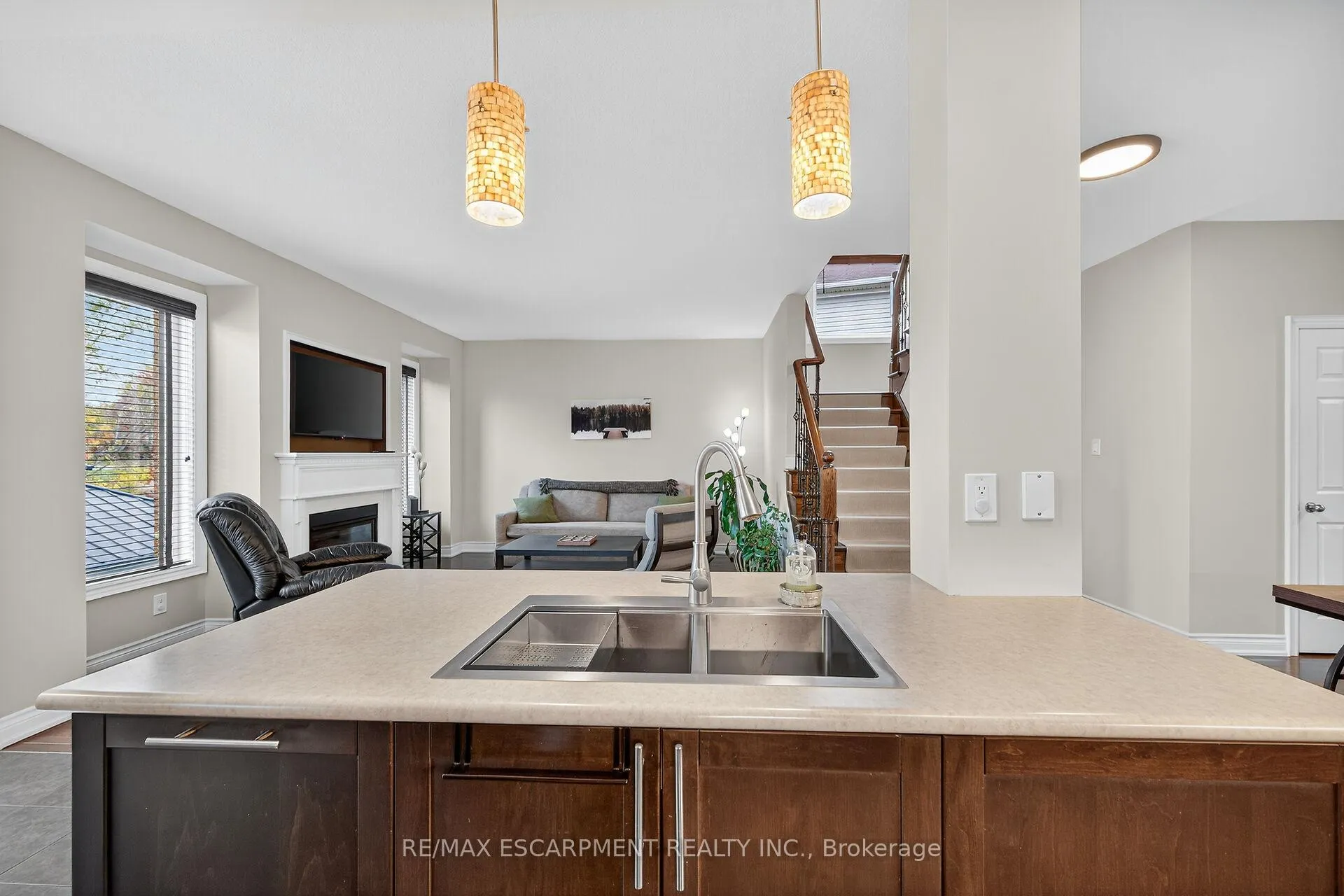 Photo 21 of 20 Fowler Drive, Hamilton, Binbrook — HOMEH
