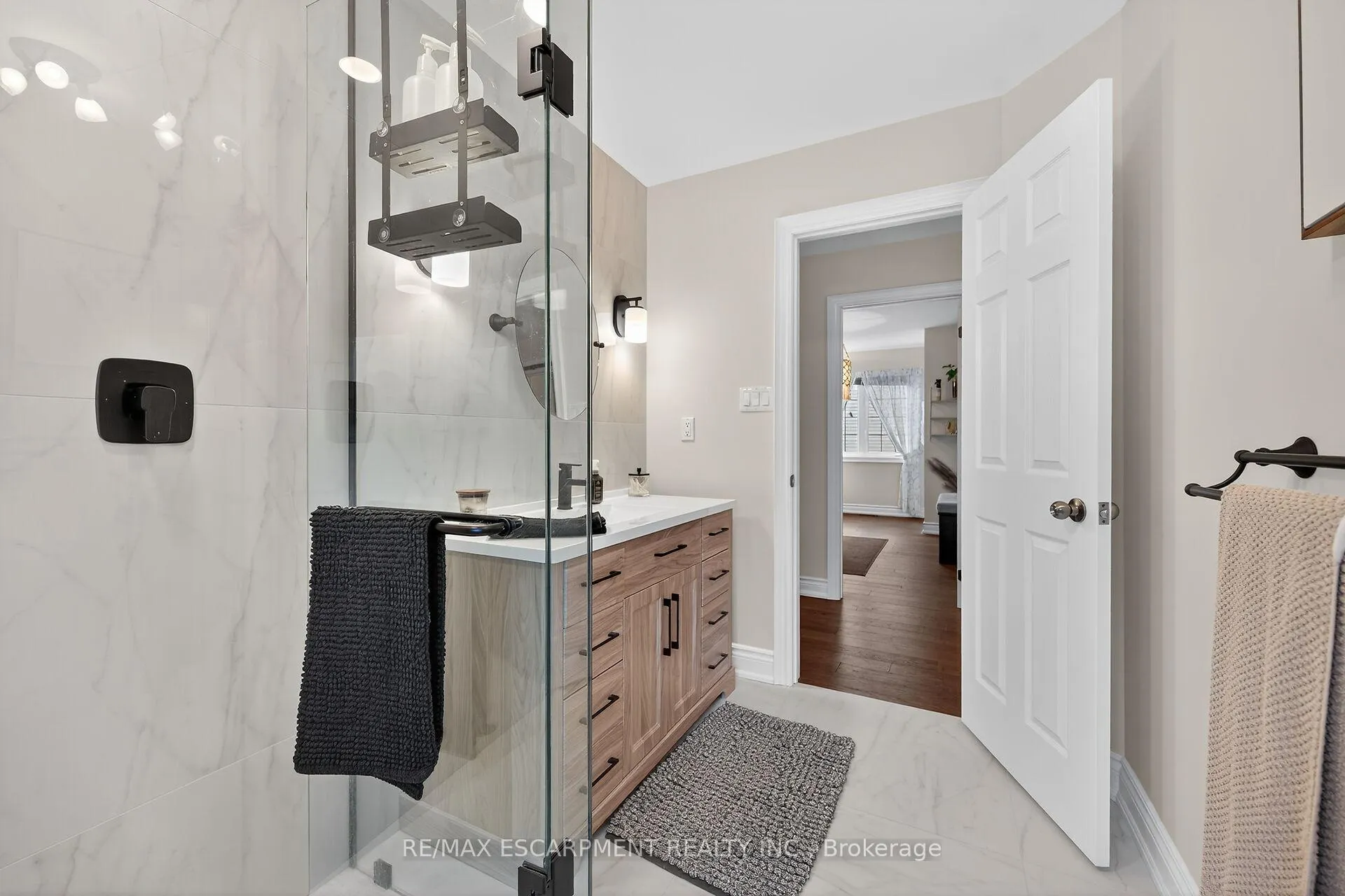 Photo 40 of 20 Fowler Drive, Hamilton, Binbrook — HOMEH