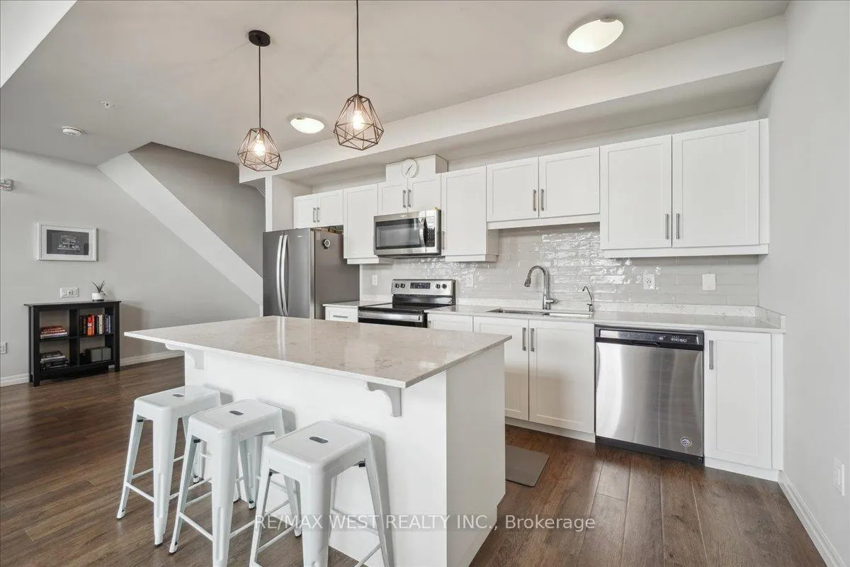 Photo 3 of Unit 413, 35 Kingsbury Square, Guelph, Pineridge/Westminster Woods — HOMEH
