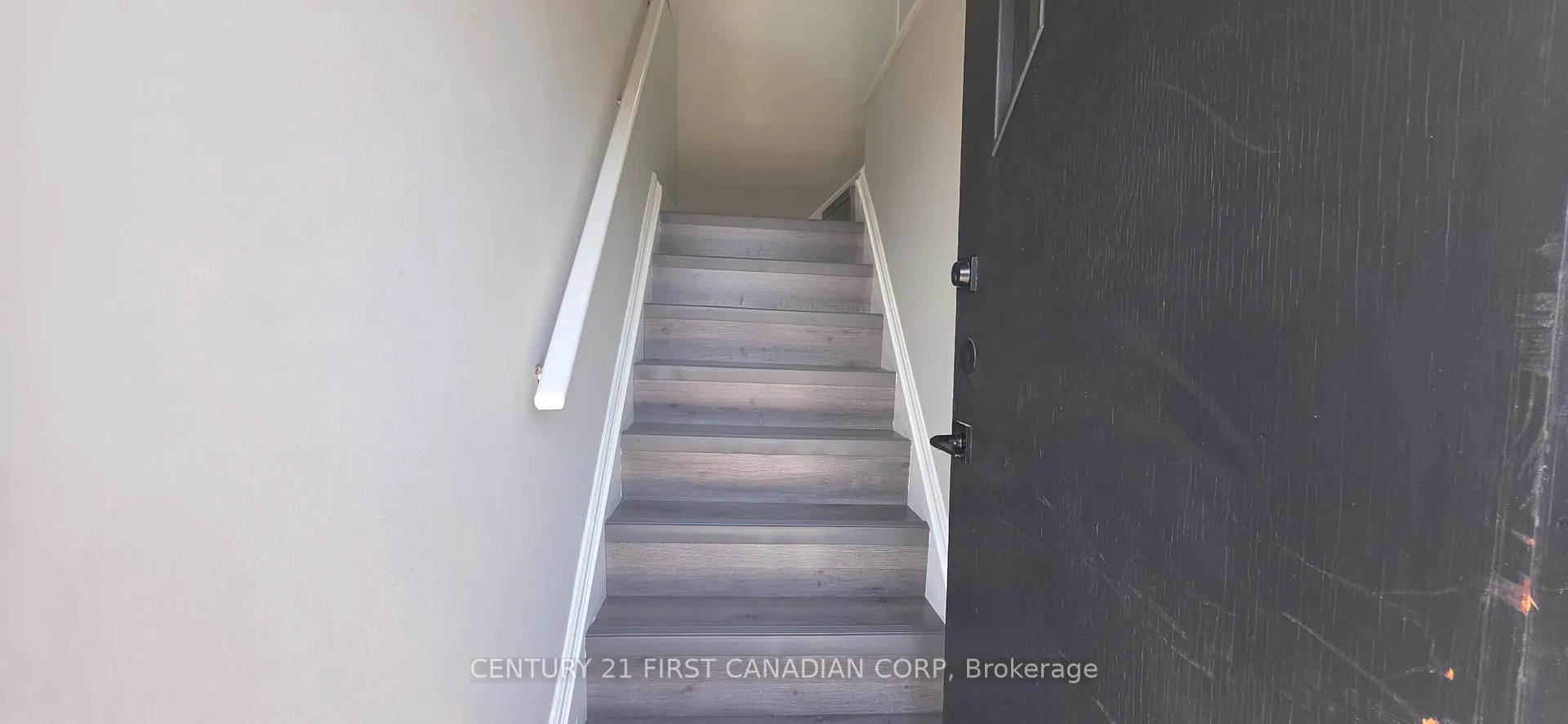 Photo 4 of Unit A, 59 Fifth Avenue, St. Thomas — HOMEH