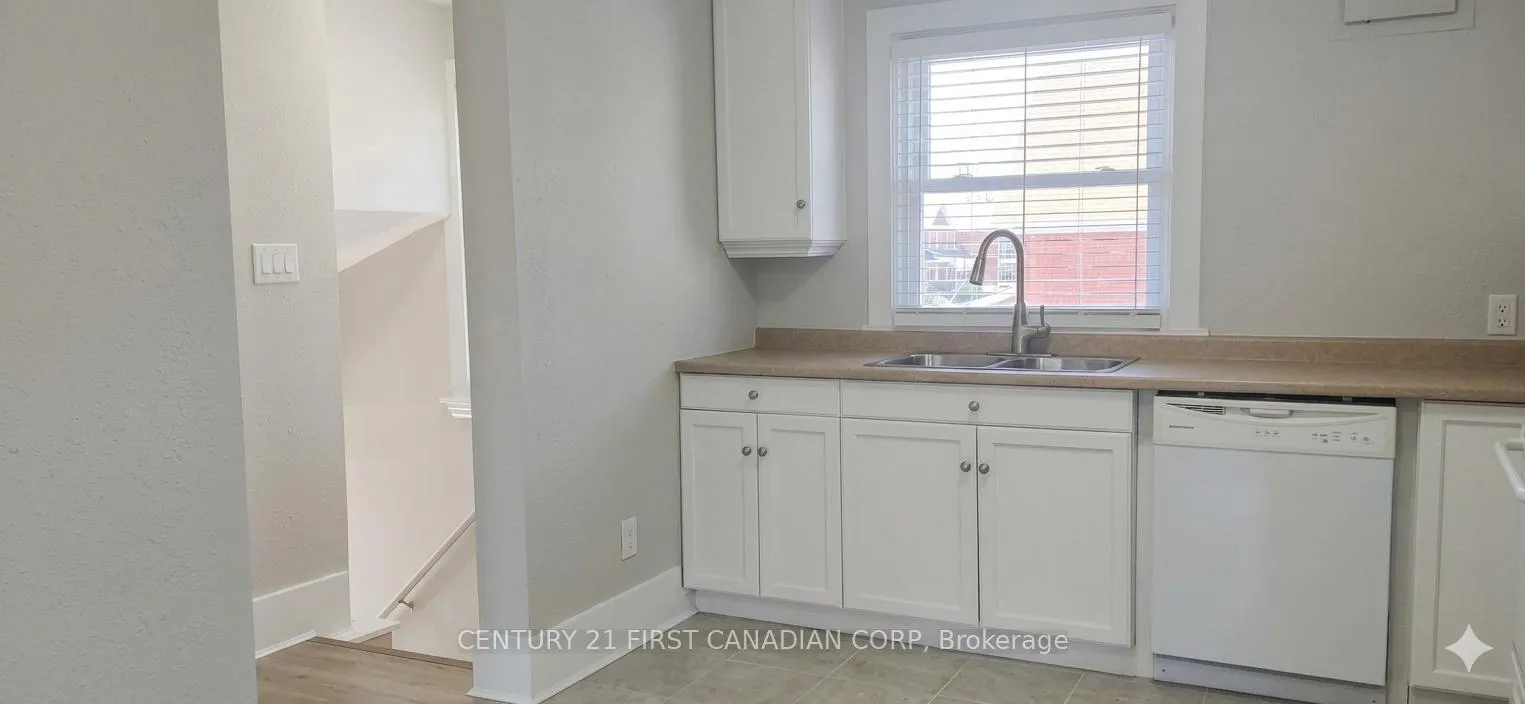 Photo 7 of Unit A, 59 Fifth Avenue, St. Thomas — HOMEH