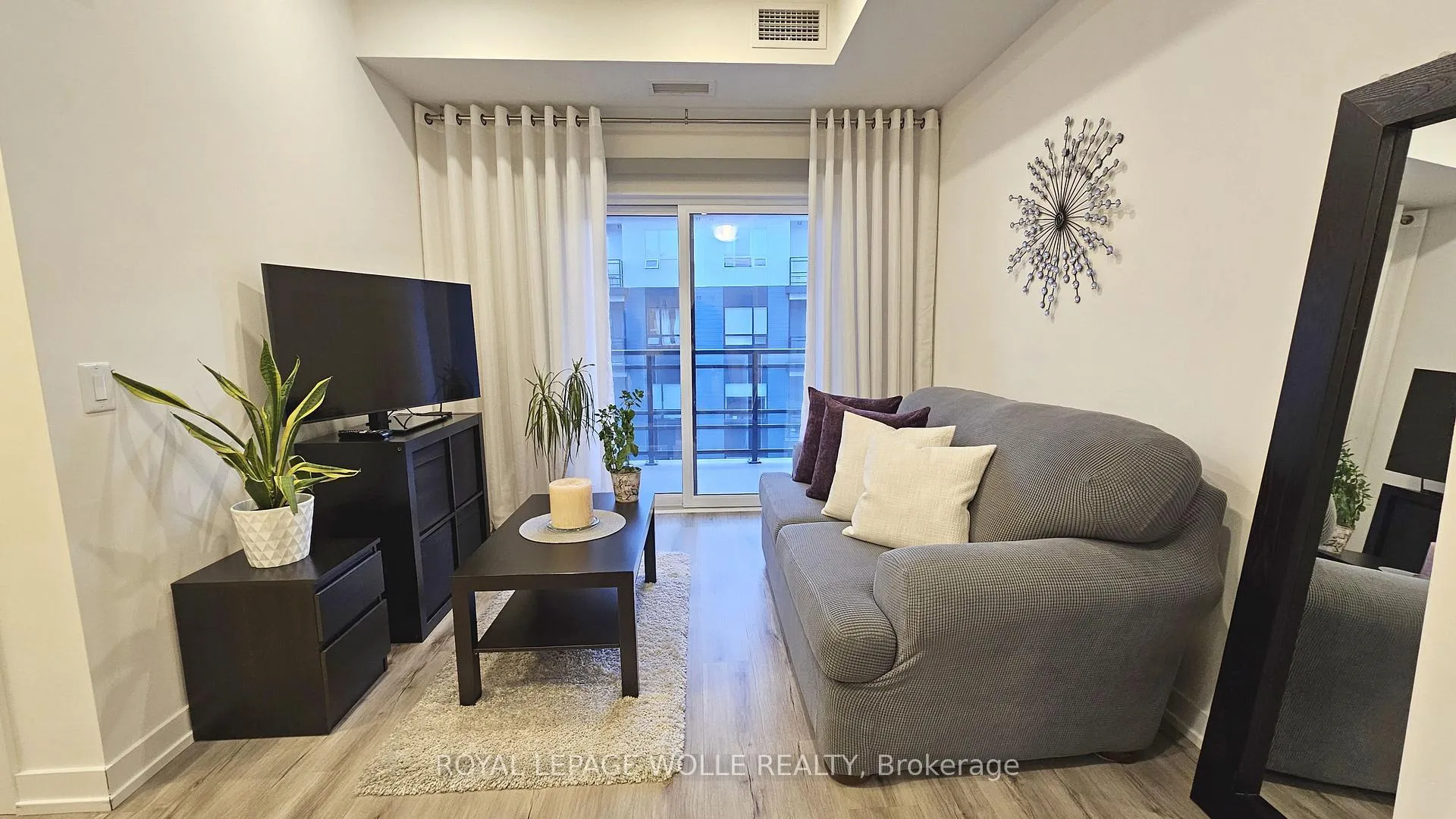 Photo 4 of Unit 507, 247 Northfield Drive E, Waterloo — HOMEH