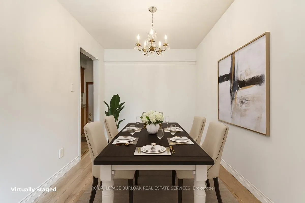 Photo 9 of 1334 Langdale Crescent, Oakville, Falgarwood — HOMEH