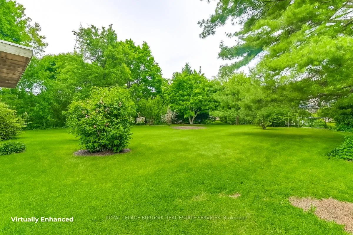 Photo 26 of 1334 Langdale Crescent, Oakville, Falgarwood — HOMEH