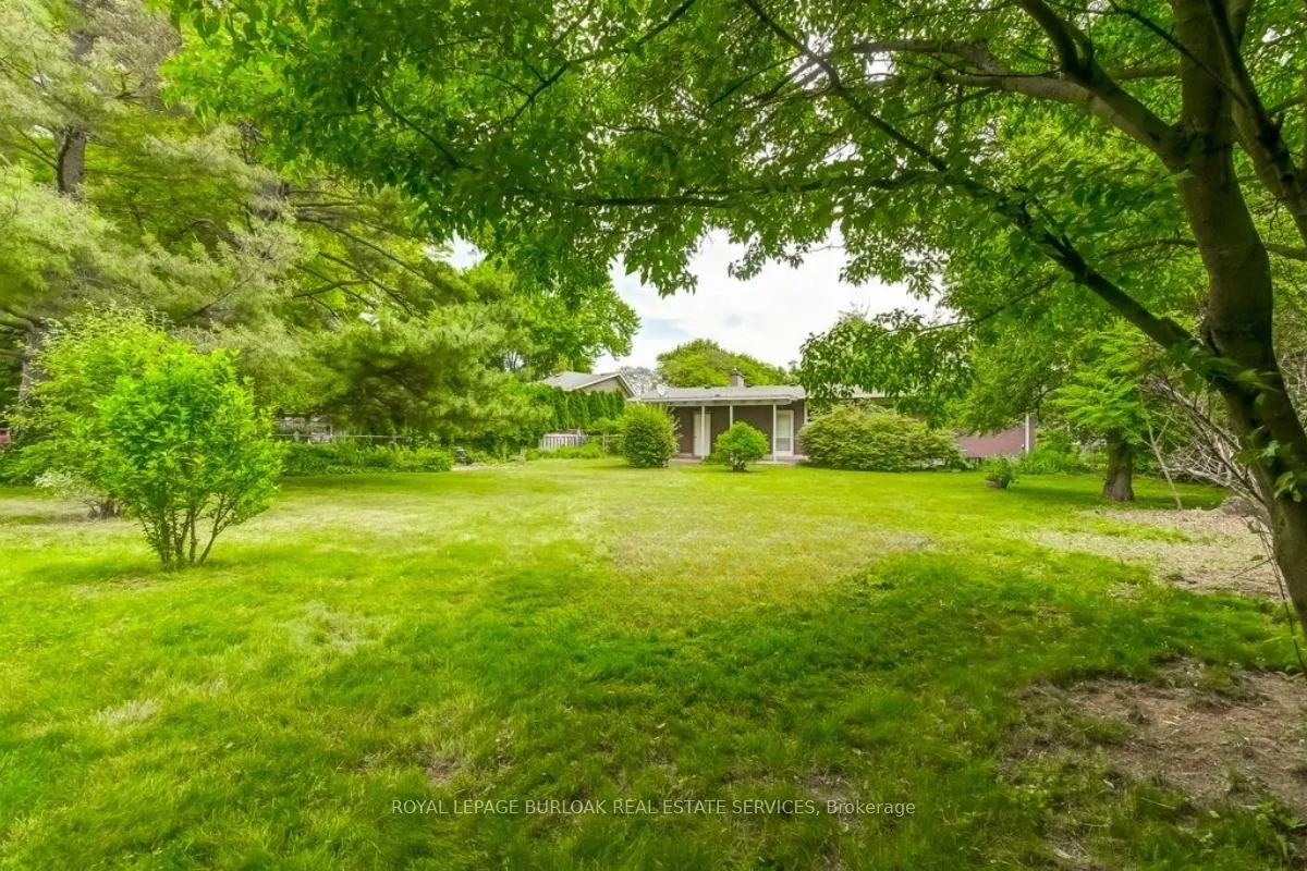 Photo 28 of 1334 Langdale Crescent, Oakville, Falgarwood — HOMEH