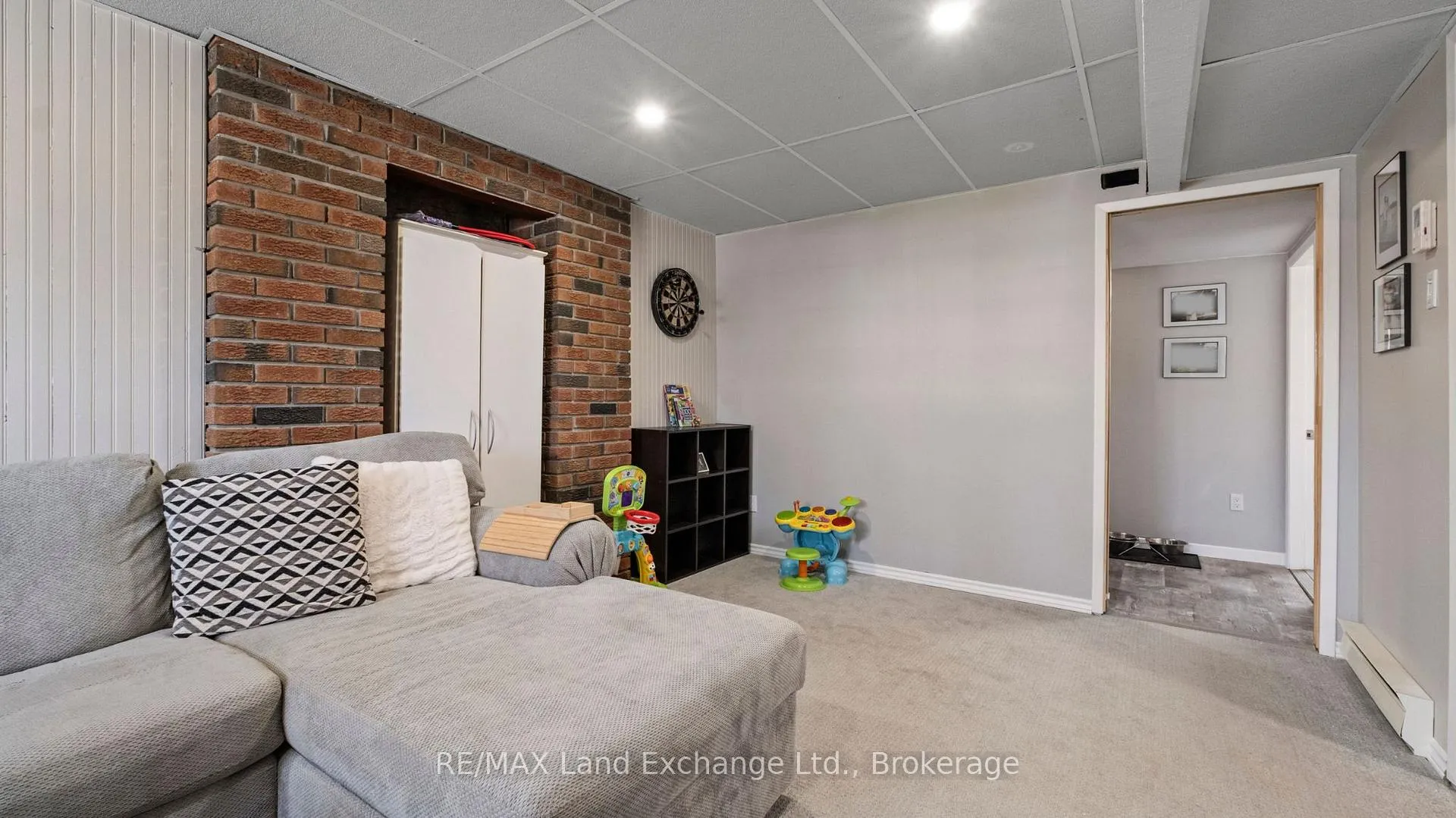 Photo 31 of 677 Kennard Crescent, Kincardine — HOMEH