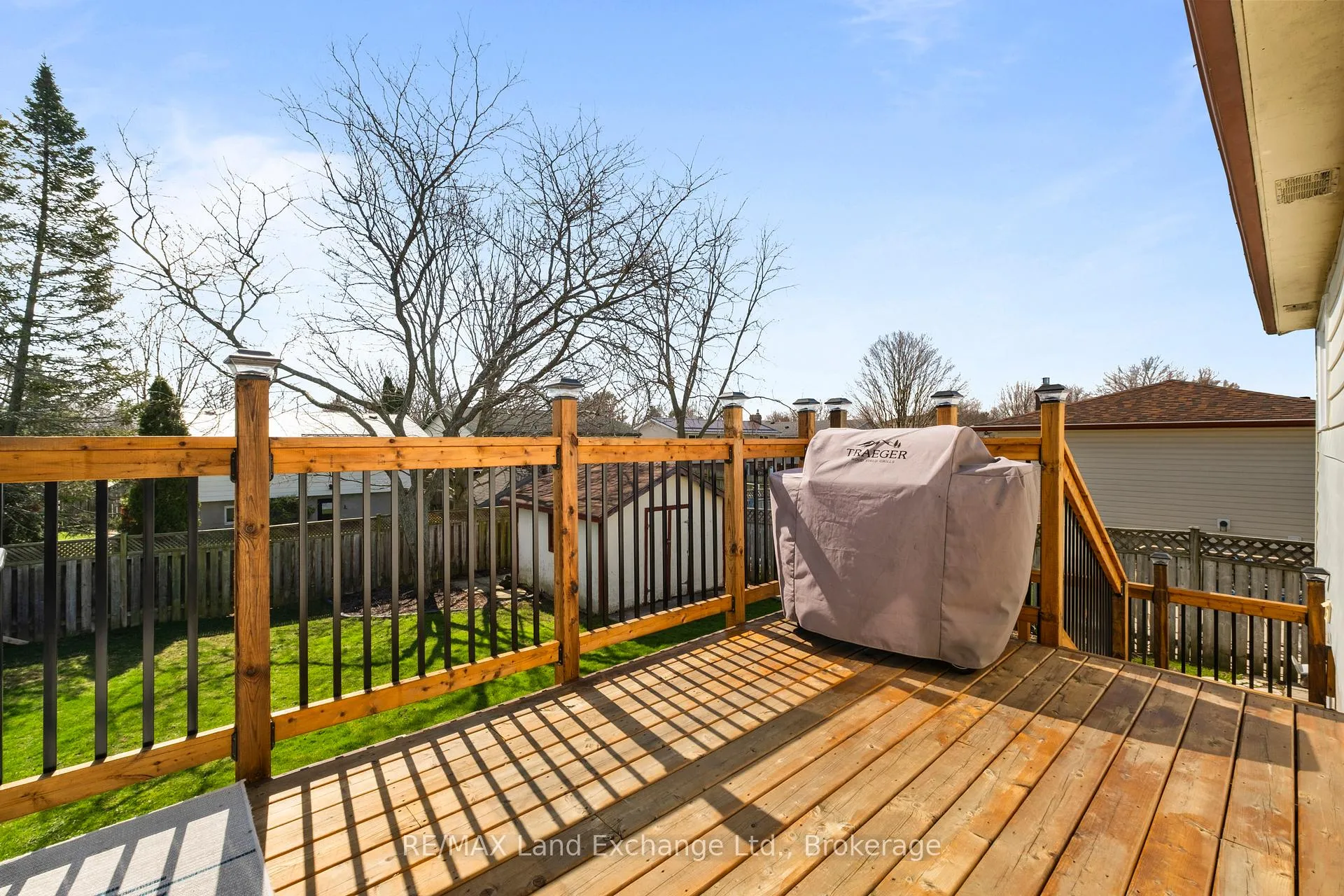 Photo 38 of 677 Kennard Crescent, Kincardine — HOMEH