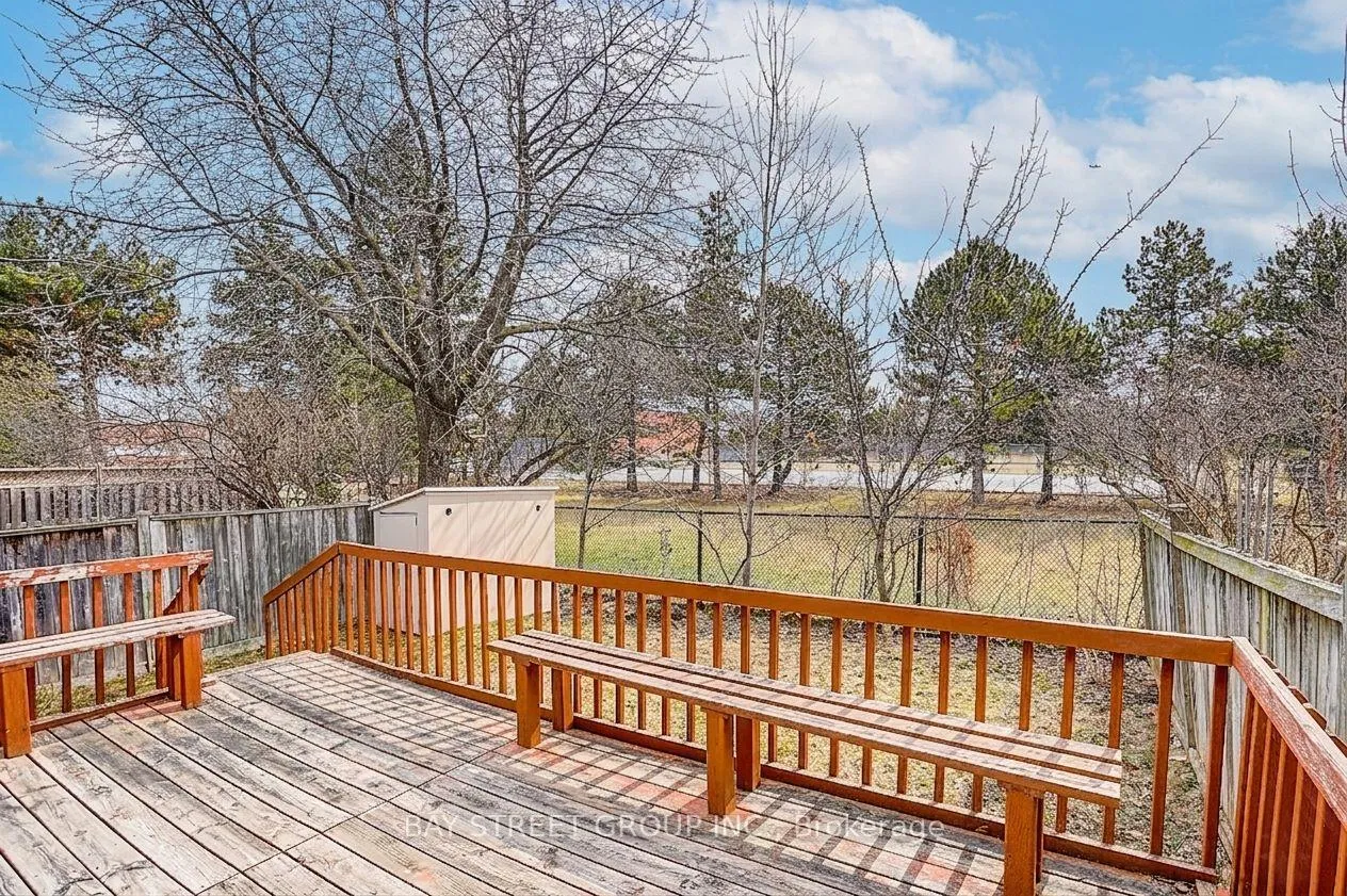Photo 5 of 151 Campbell Avenue, Vaughan, Crestwood-Springfarm-Yorkhill — HOMEH
