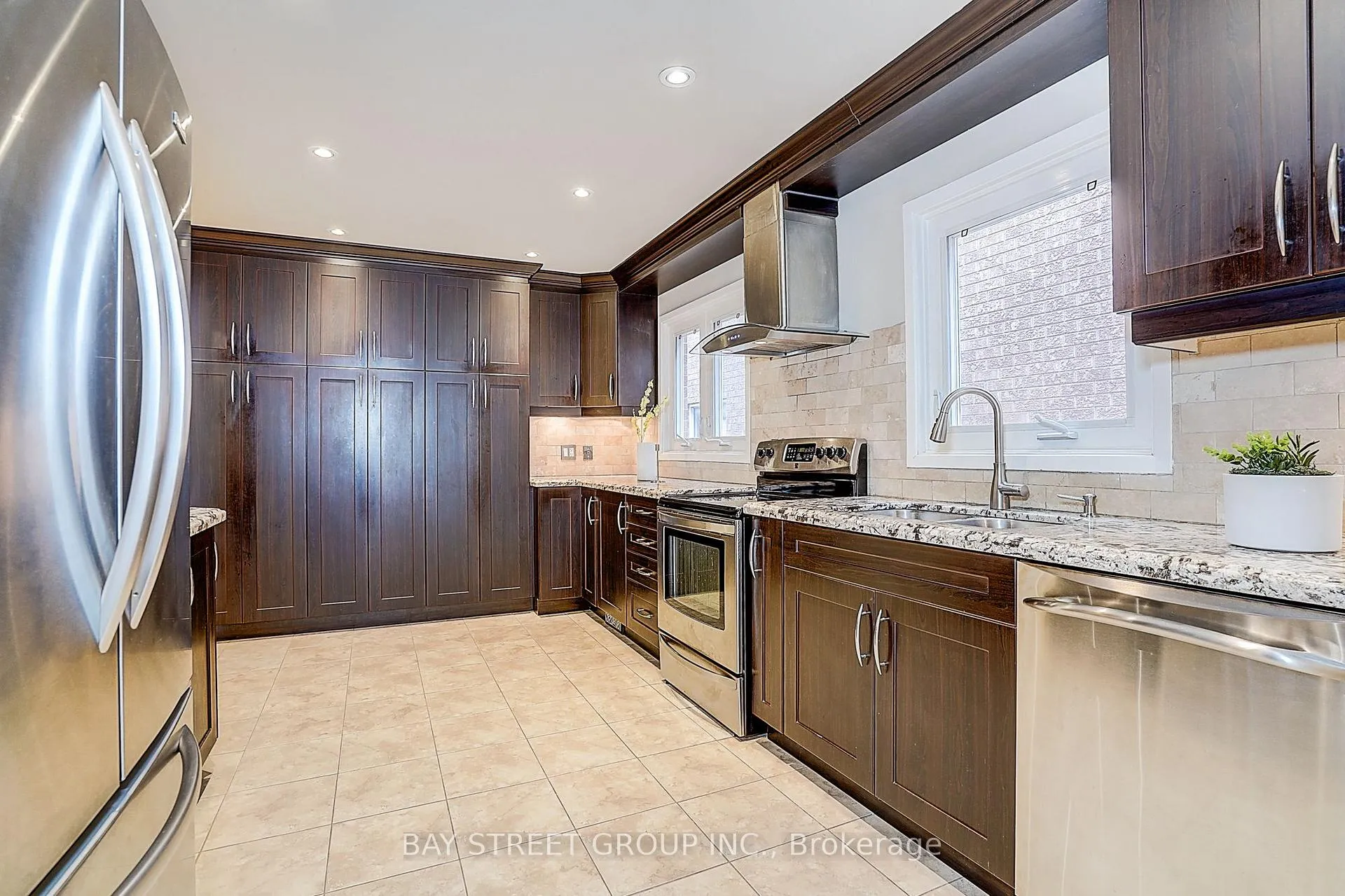 Photo 25 of 151 Campbell Avenue, Vaughan, Crestwood-Springfarm-Yorkhill — HOMEH