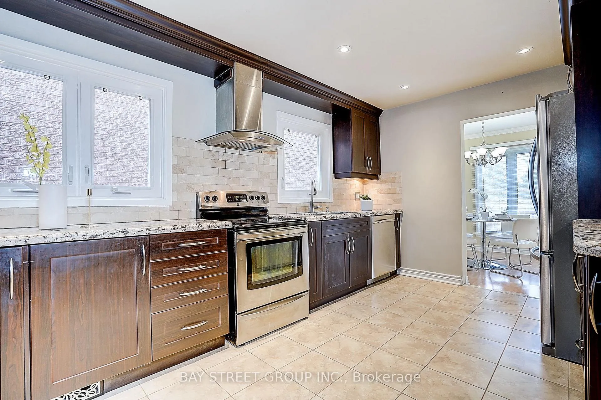 Photo 30 of 151 Campbell Avenue, Vaughan, Crestwood-Springfarm-Yorkhill — HOMEH