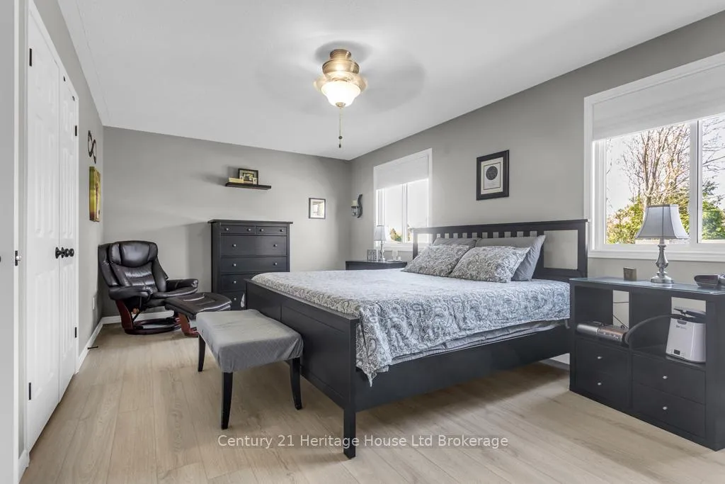 Photo 15 of 93 Glendale Drive, Tillsonburg — HOMEH