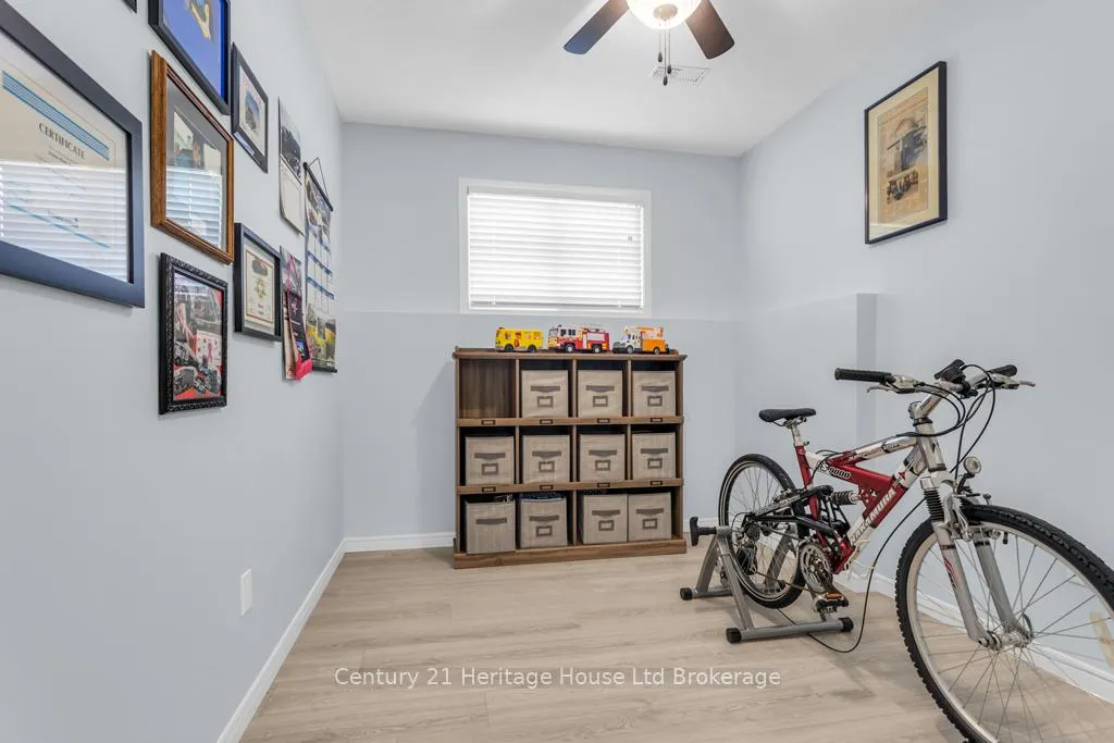 Photo 18 of 93 Glendale Drive, Tillsonburg — HOMEH