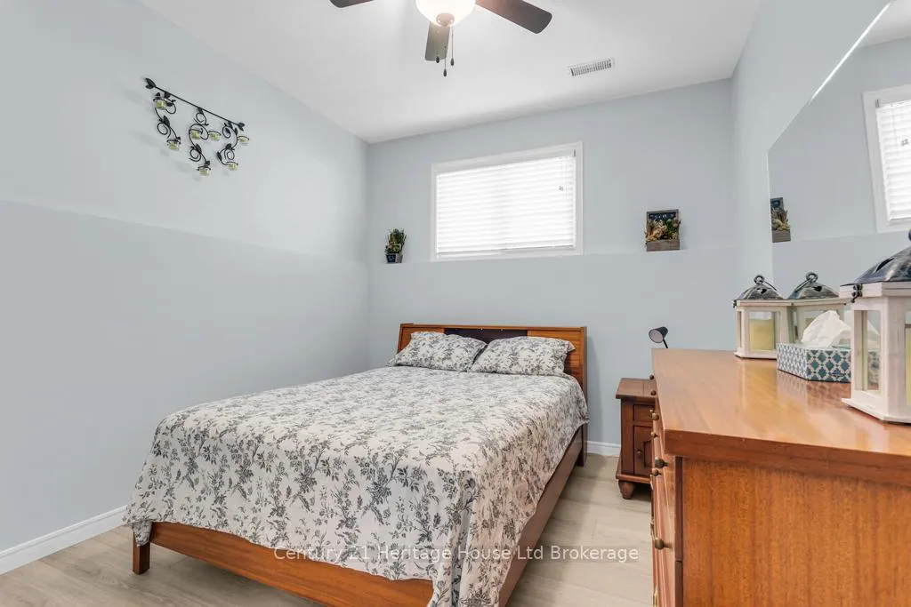 Photo 19 of 93 Glendale Drive, Tillsonburg — HOMEH