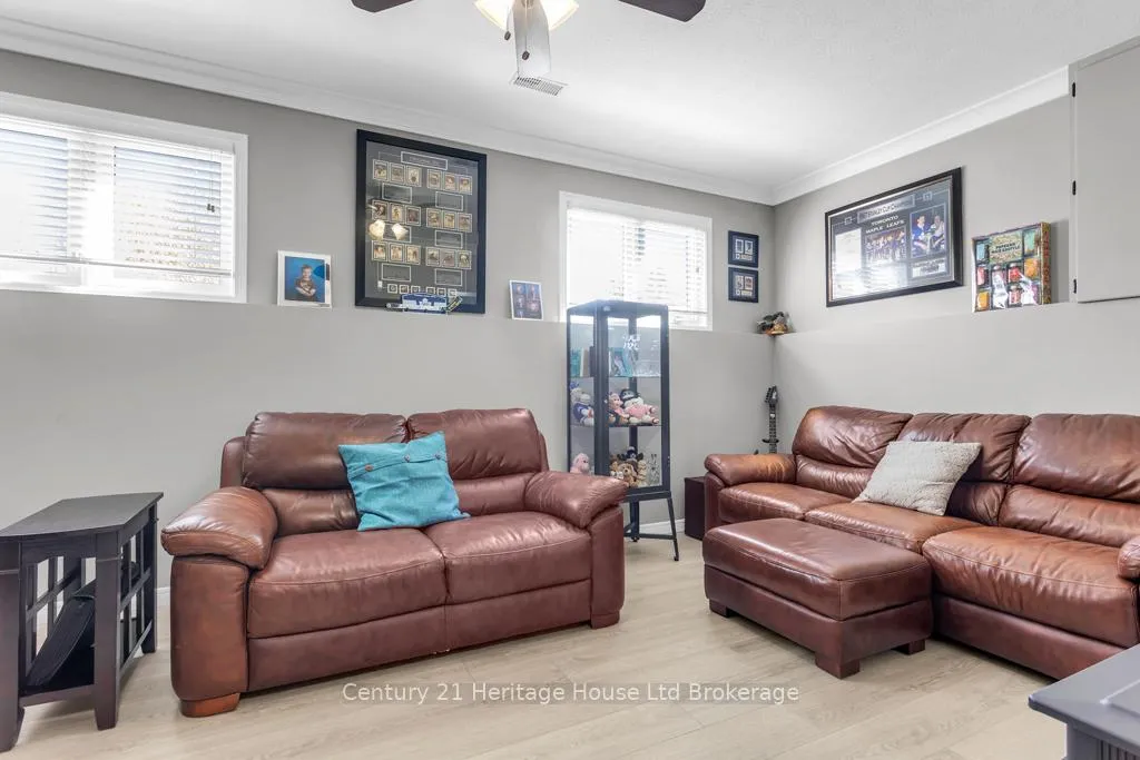 Photo 21 of 93 Glendale Drive, Tillsonburg — HOMEH