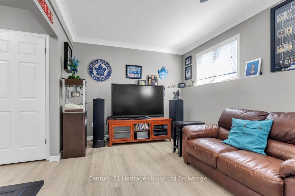 Photo 23 of 93 Glendale Drive, Tillsonburg — HOMEH