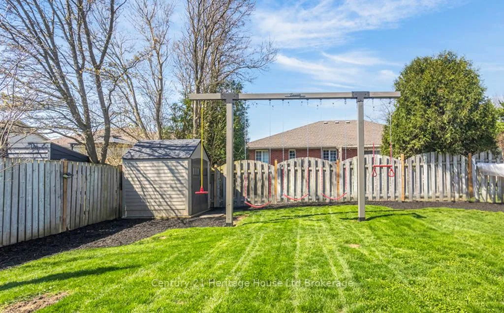 Photo 28 of 93 Glendale Drive, Tillsonburg — HOMEH
