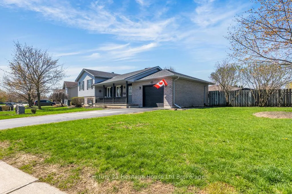 Photo 31 of 93 Glendale Drive, Tillsonburg — HOMEH