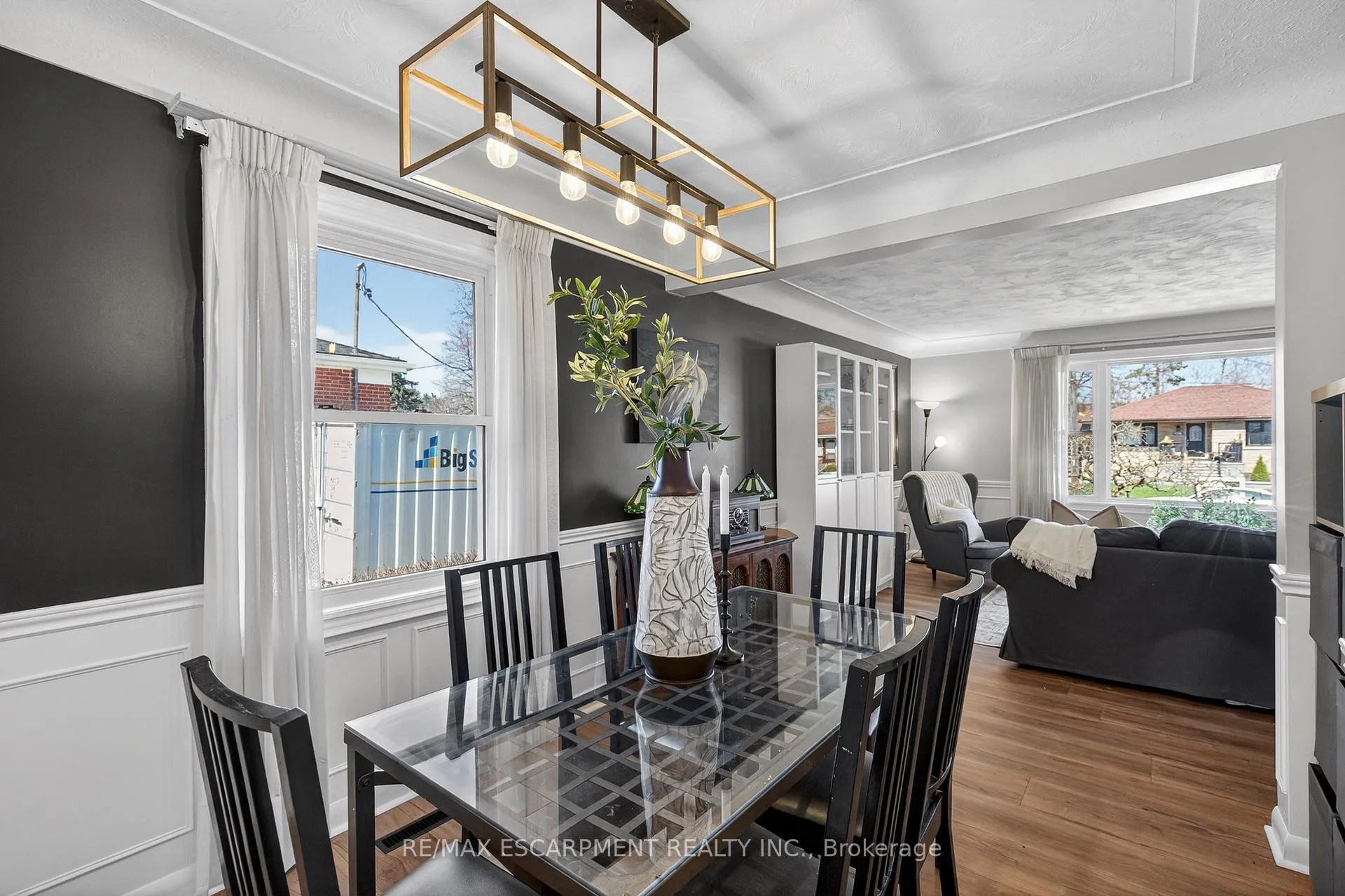 Photo 10 of 1055 Shepherd's Drive, Burlington, LaSalle — HOMEH