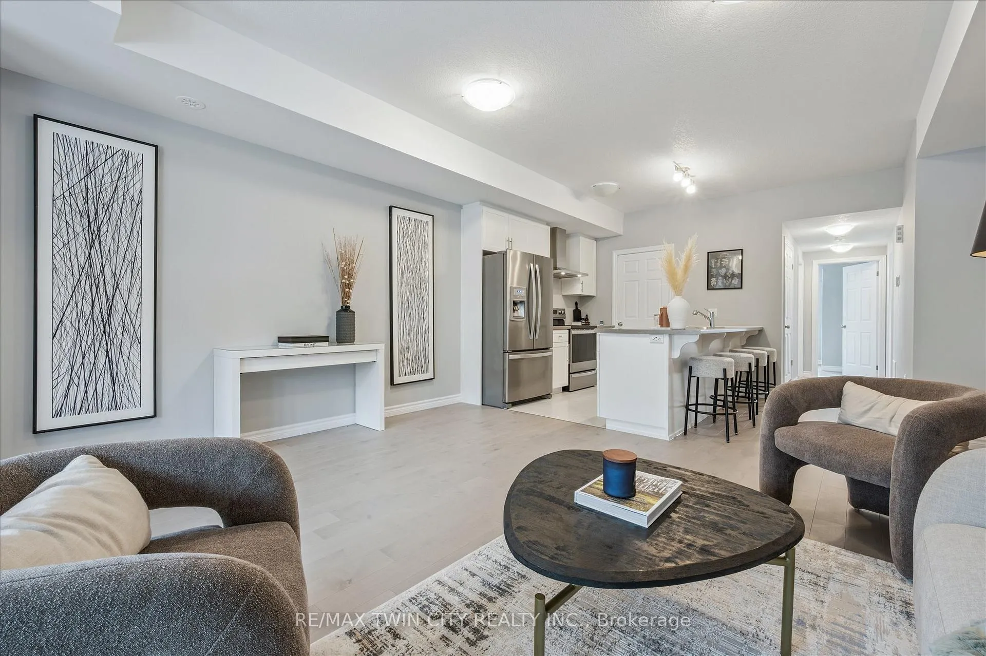 Photo 5 of Unit 30, 30 Oat Lane, Kitchener, King East — HOMEH