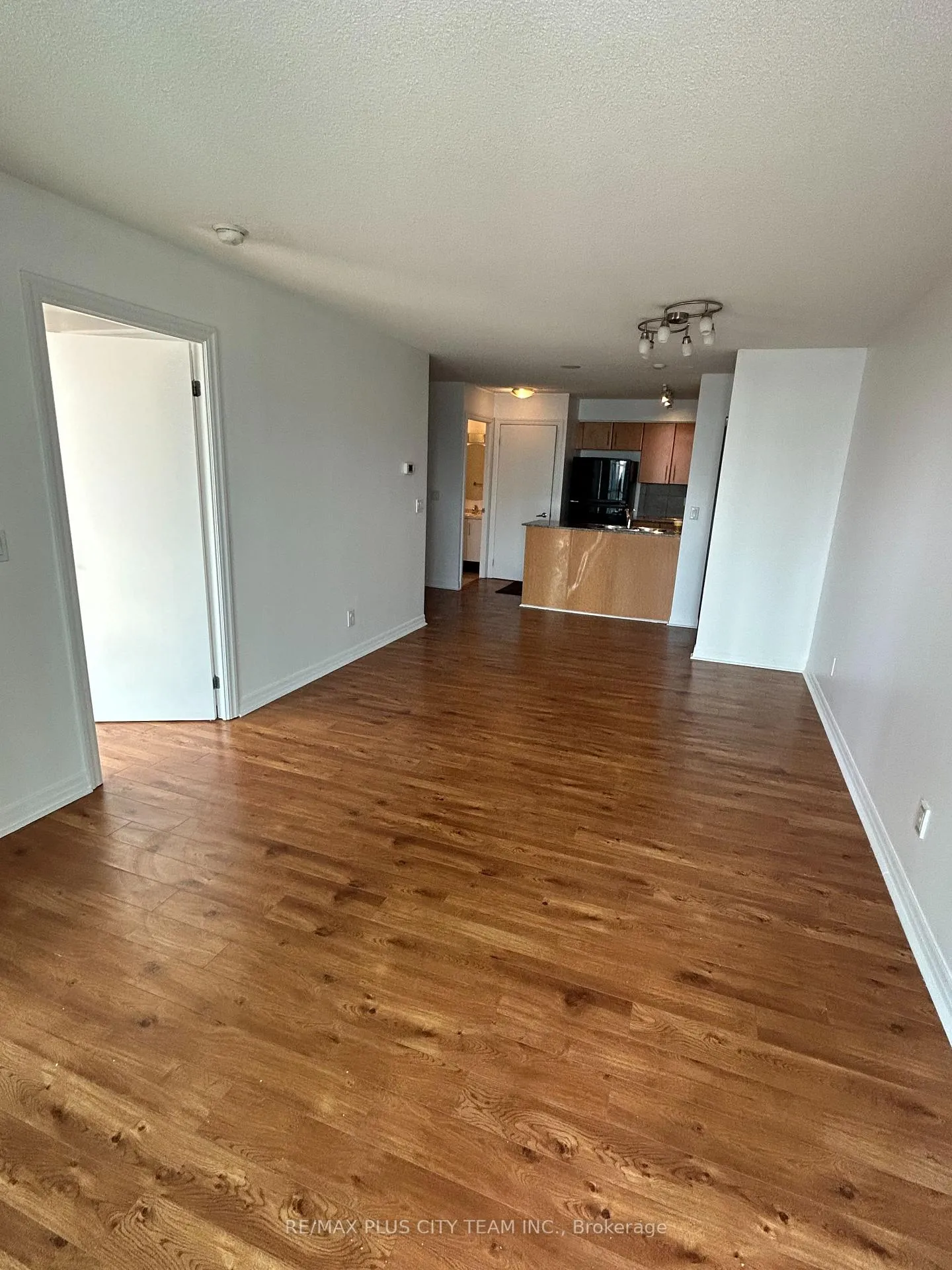 Photo 3 of Unit 1606, 16 Yonge Street, Toronto, Waterfront Communities — HOMEH