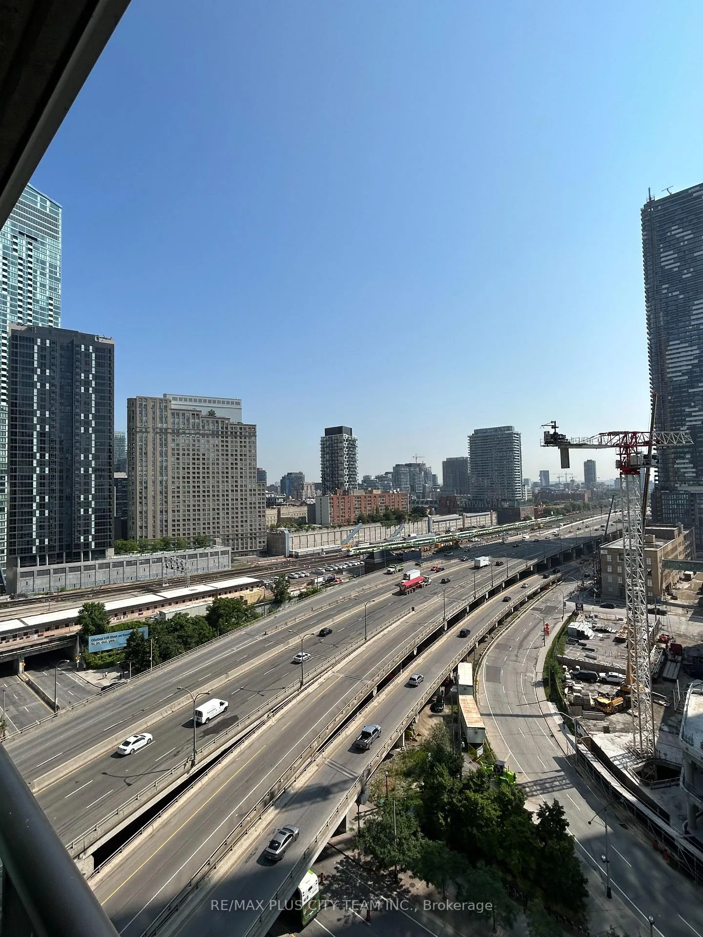 Photo 14 of Unit 1606, 16 Yonge Street, Toronto, Waterfront Communities — HOMEH