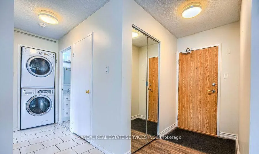 Photo 6 of Unit 1102, 8 Lisa Street, Brampton, Queen Street Corridor — HOMEH