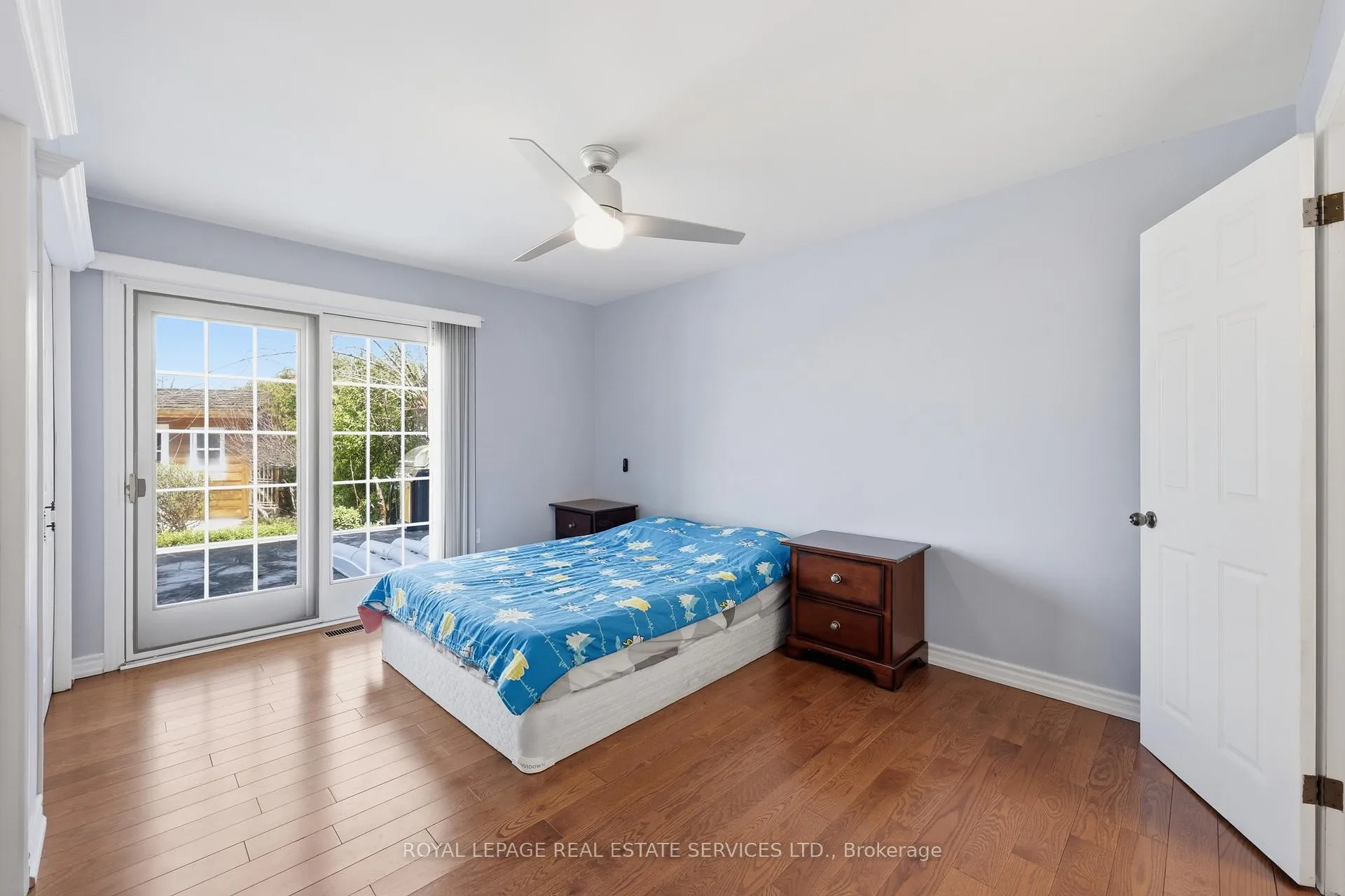 Photo 30 of 8 Lakeshore Drive, Hamilton, Lakeshore — HOMEH